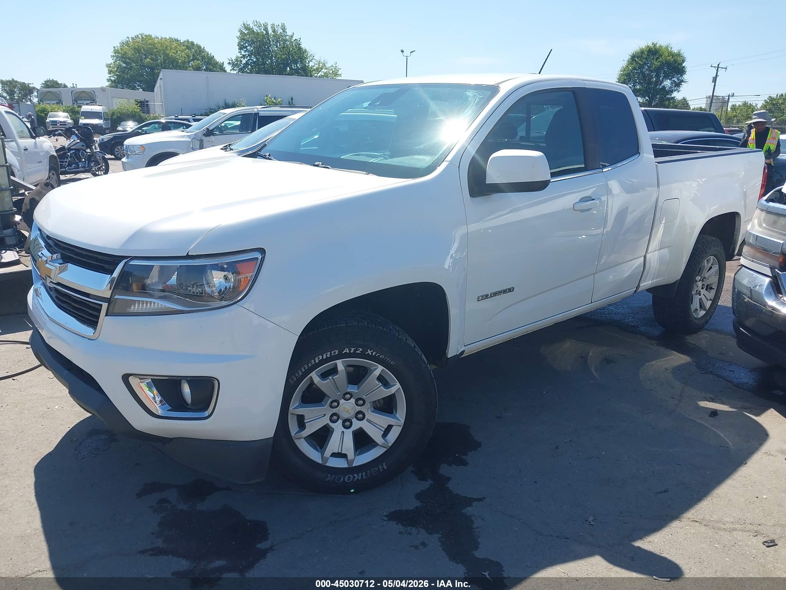 CHEVROLET COLORADO image 2