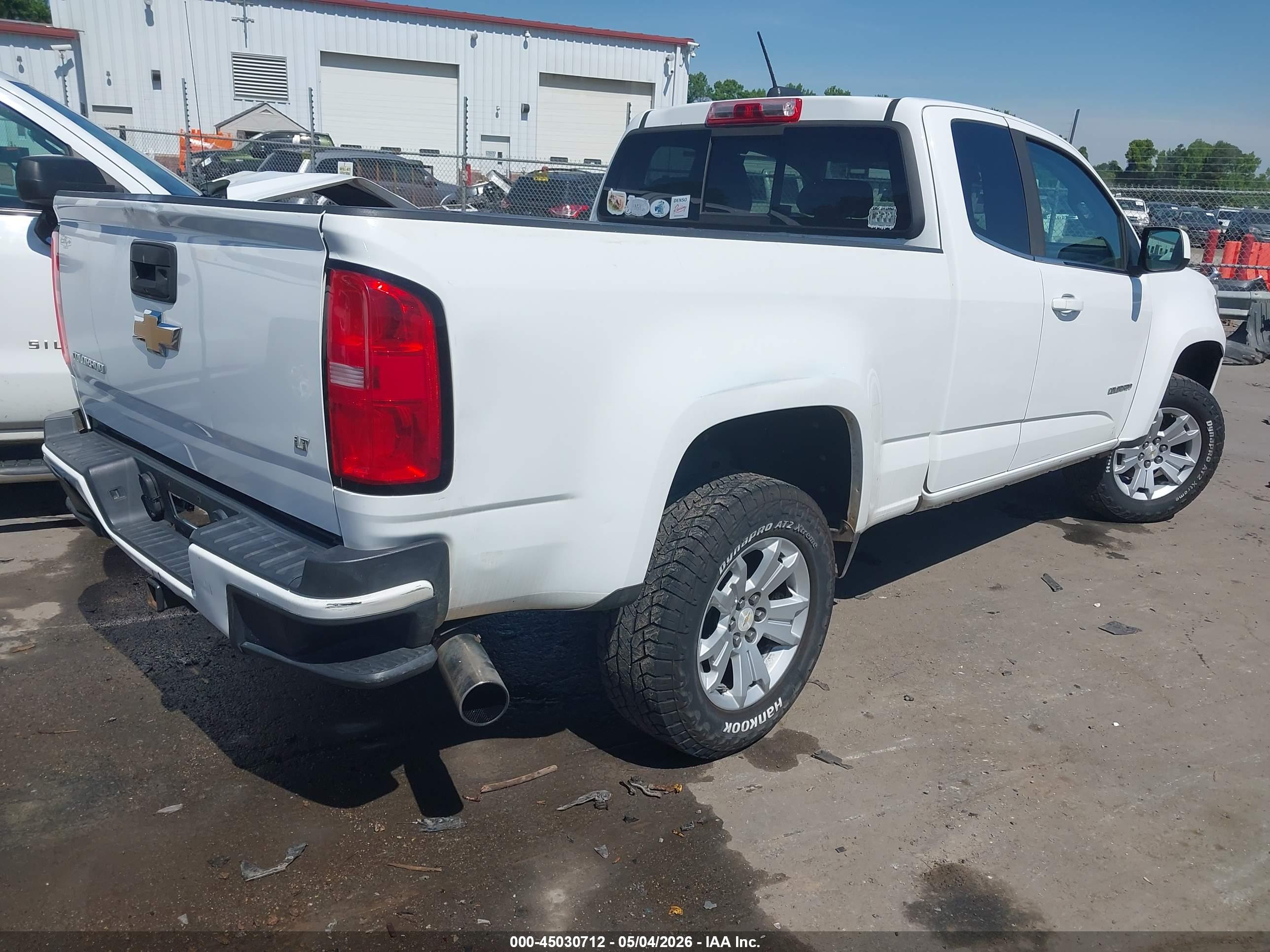CHEVROLET COLORADO image 4
