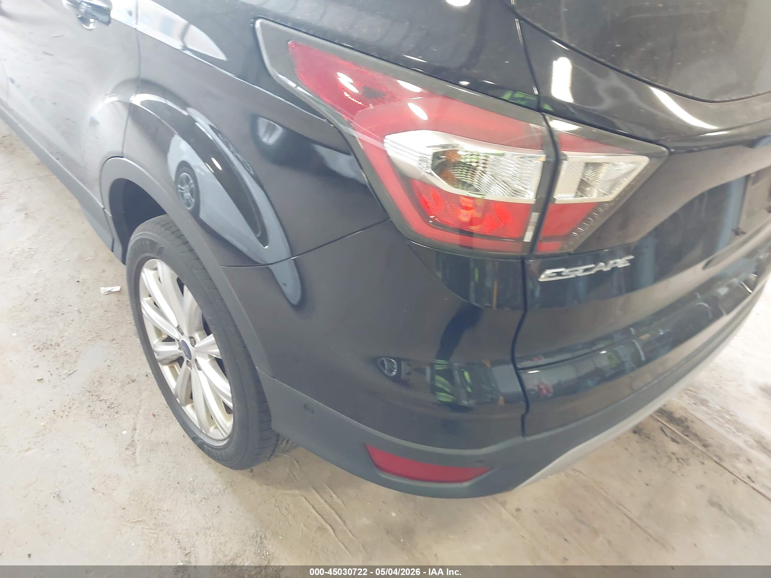 FORD ESCAPE image 6
