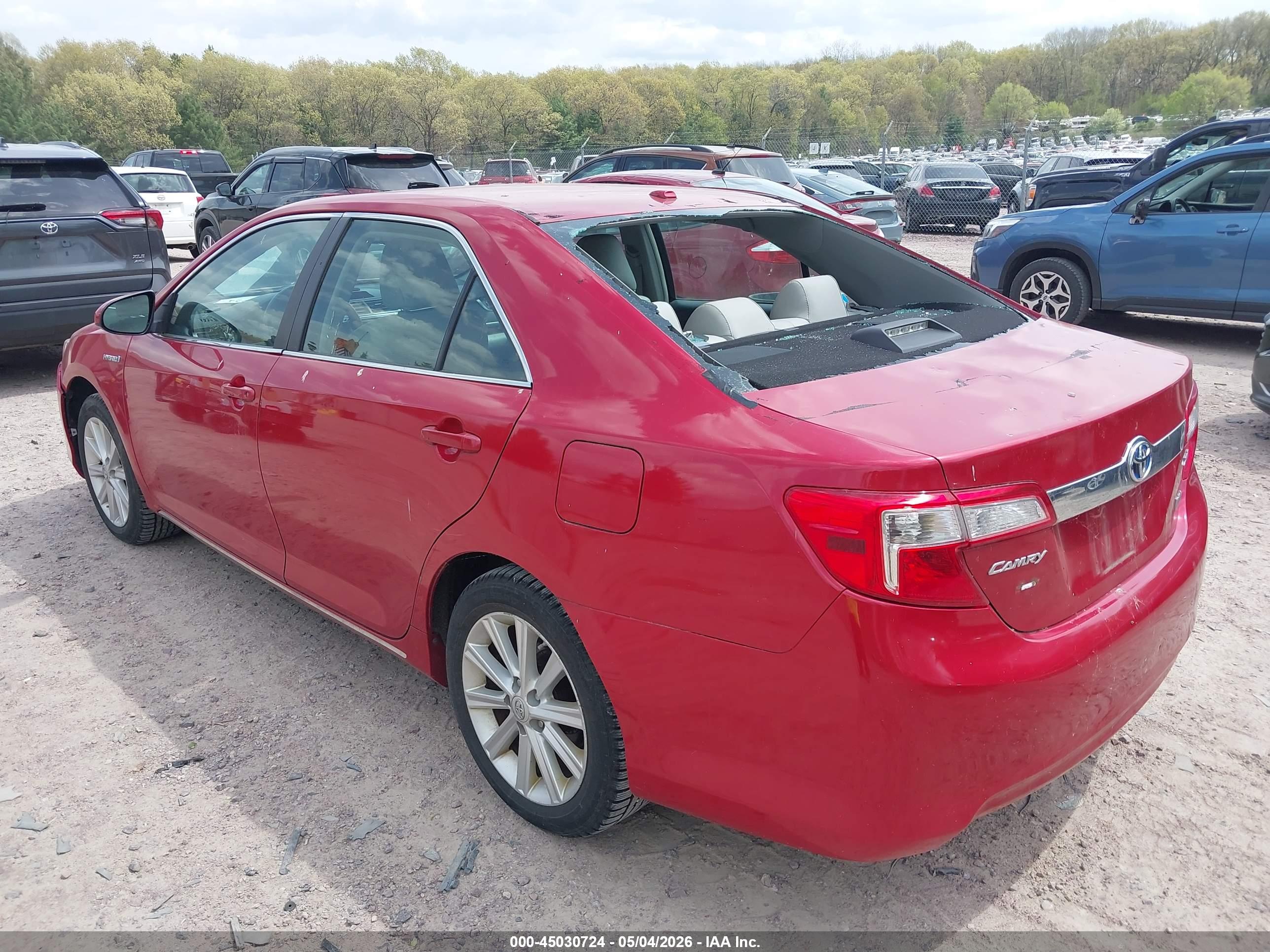 TOYOTA CAMRY image 3