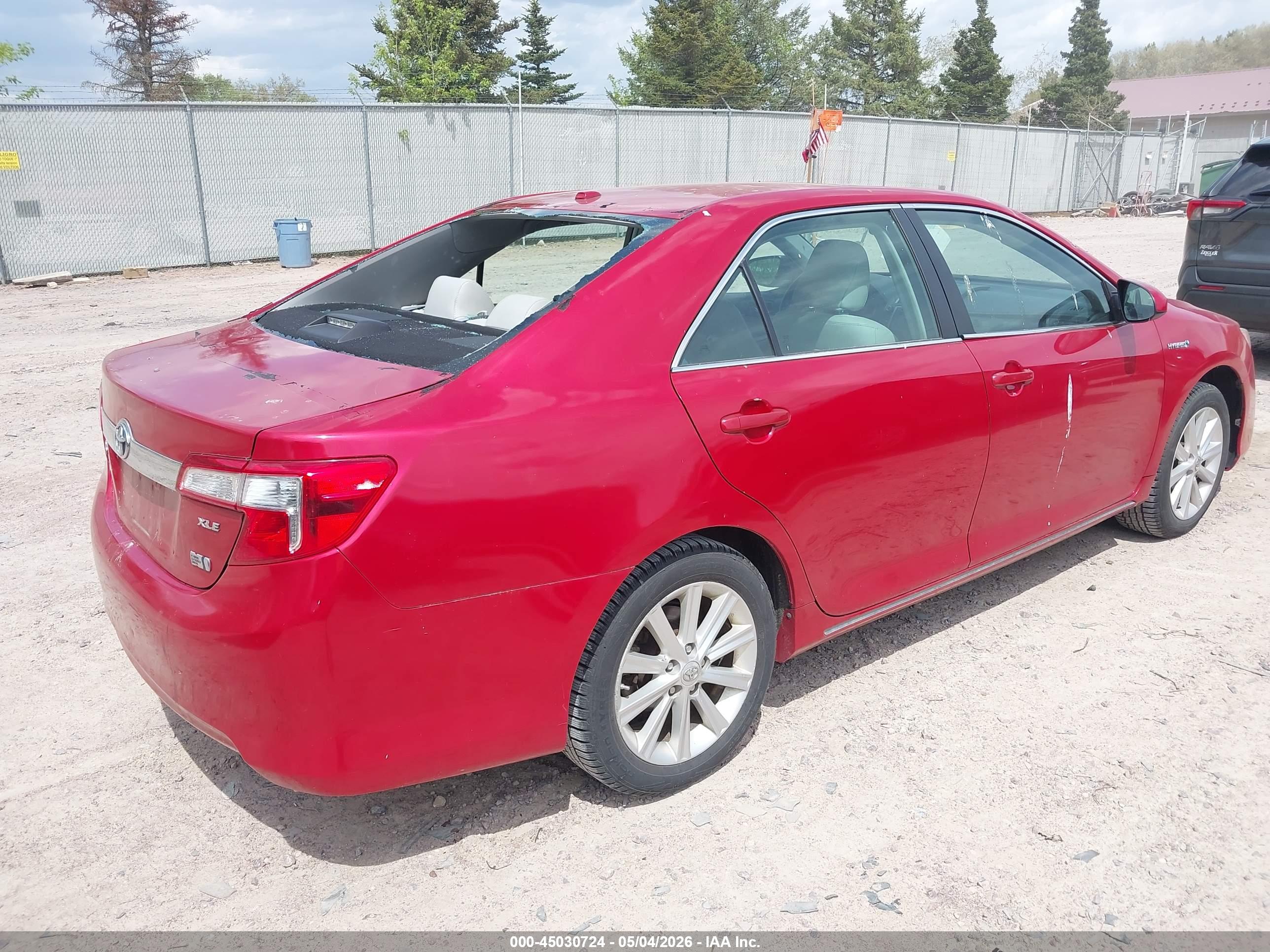 TOYOTA CAMRY image 4