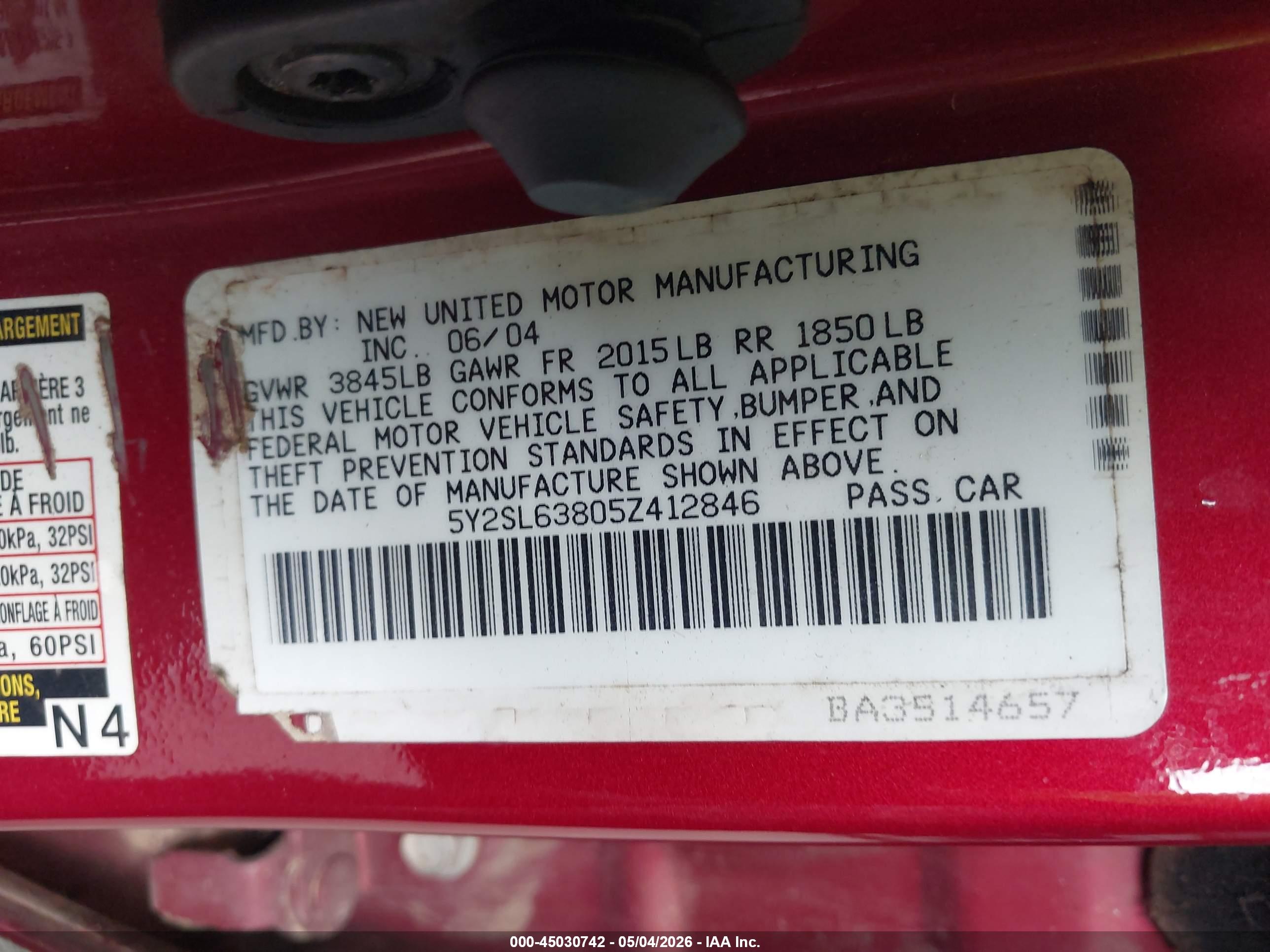 PONTIAC VIBE image 9