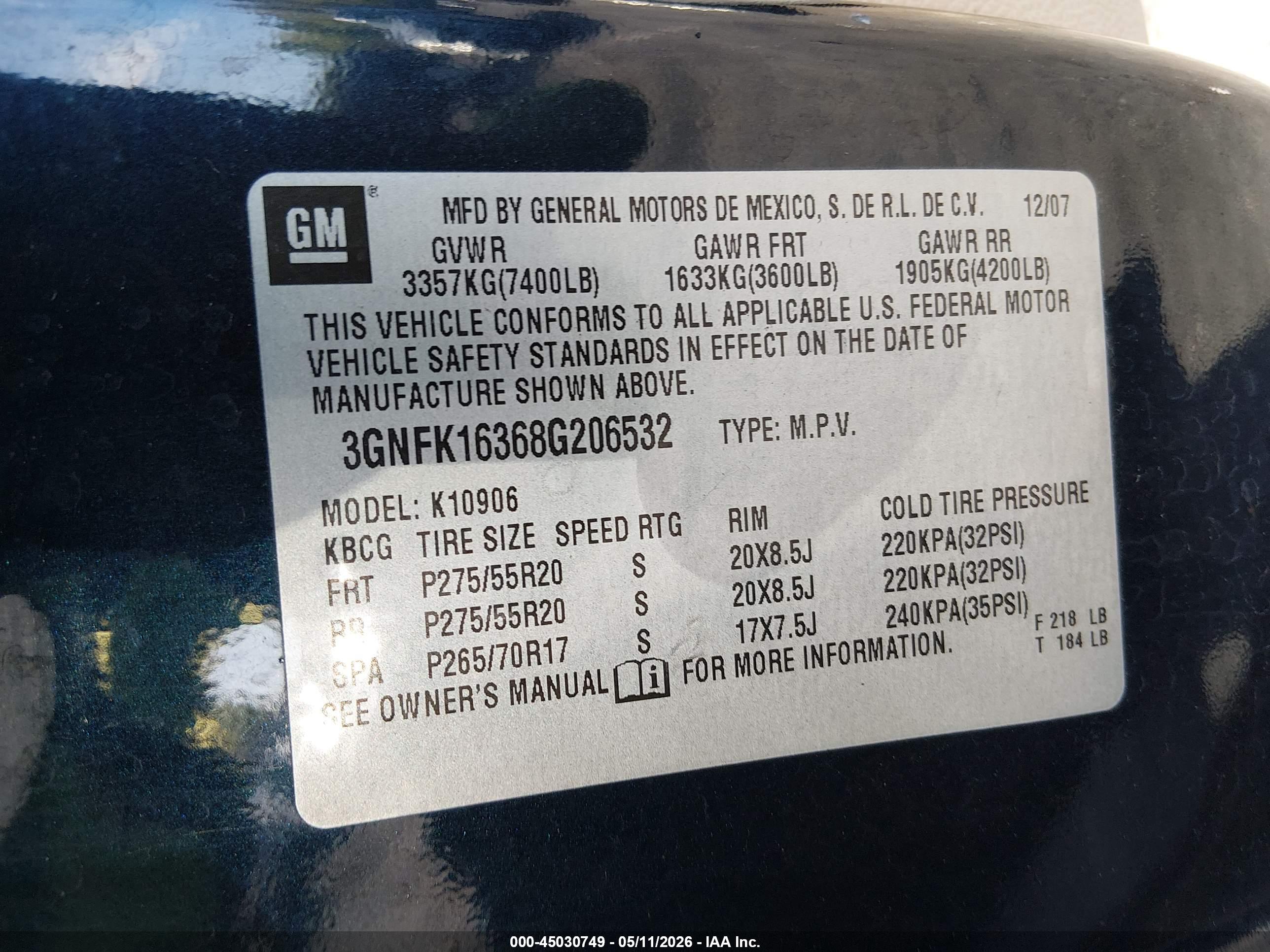 CHEVROLET SUBURBAN image 9