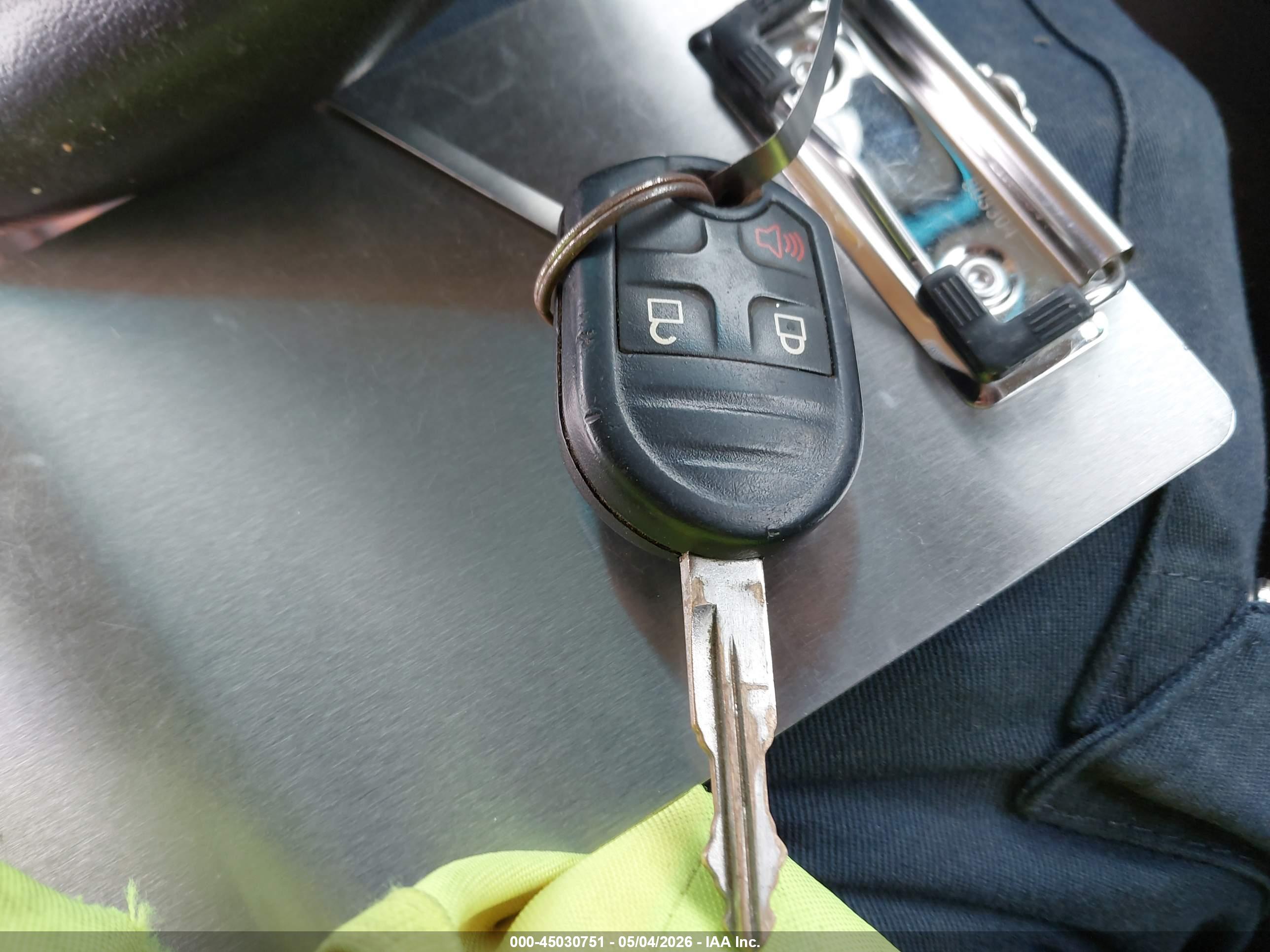 FORD FLEX image 11