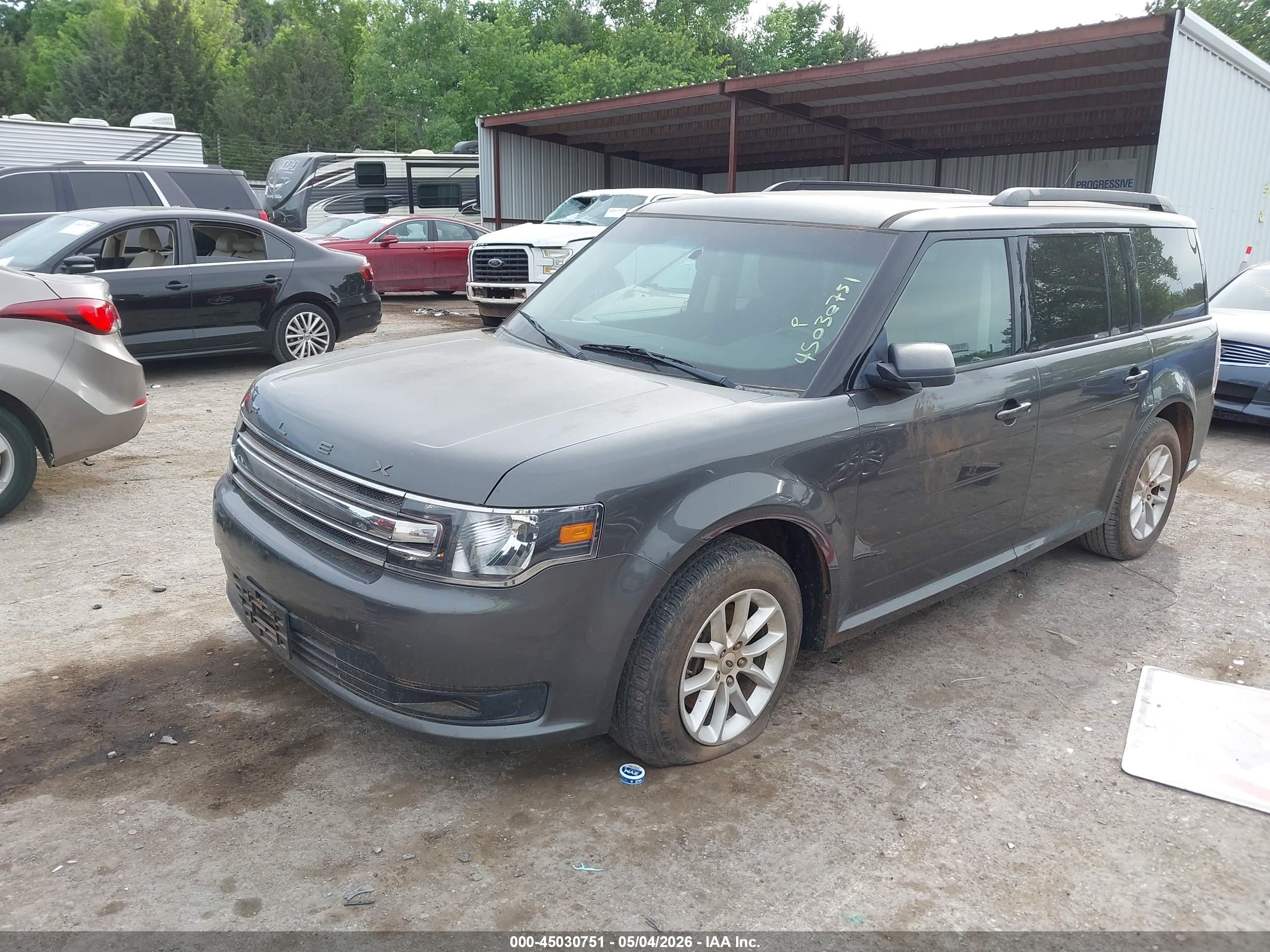 FORD FLEX image 2