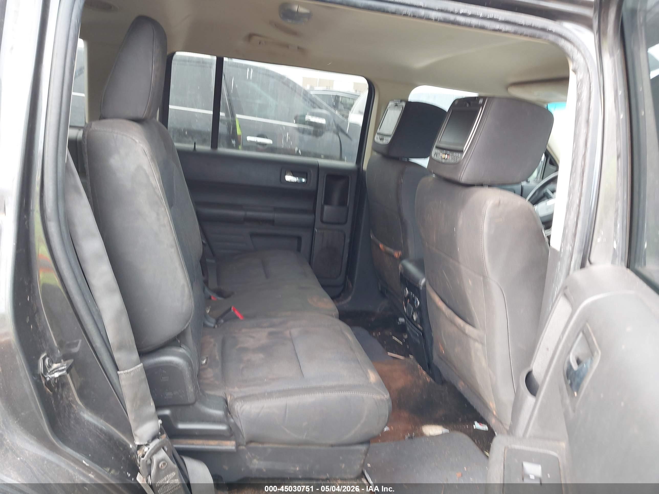 FORD FLEX image 8