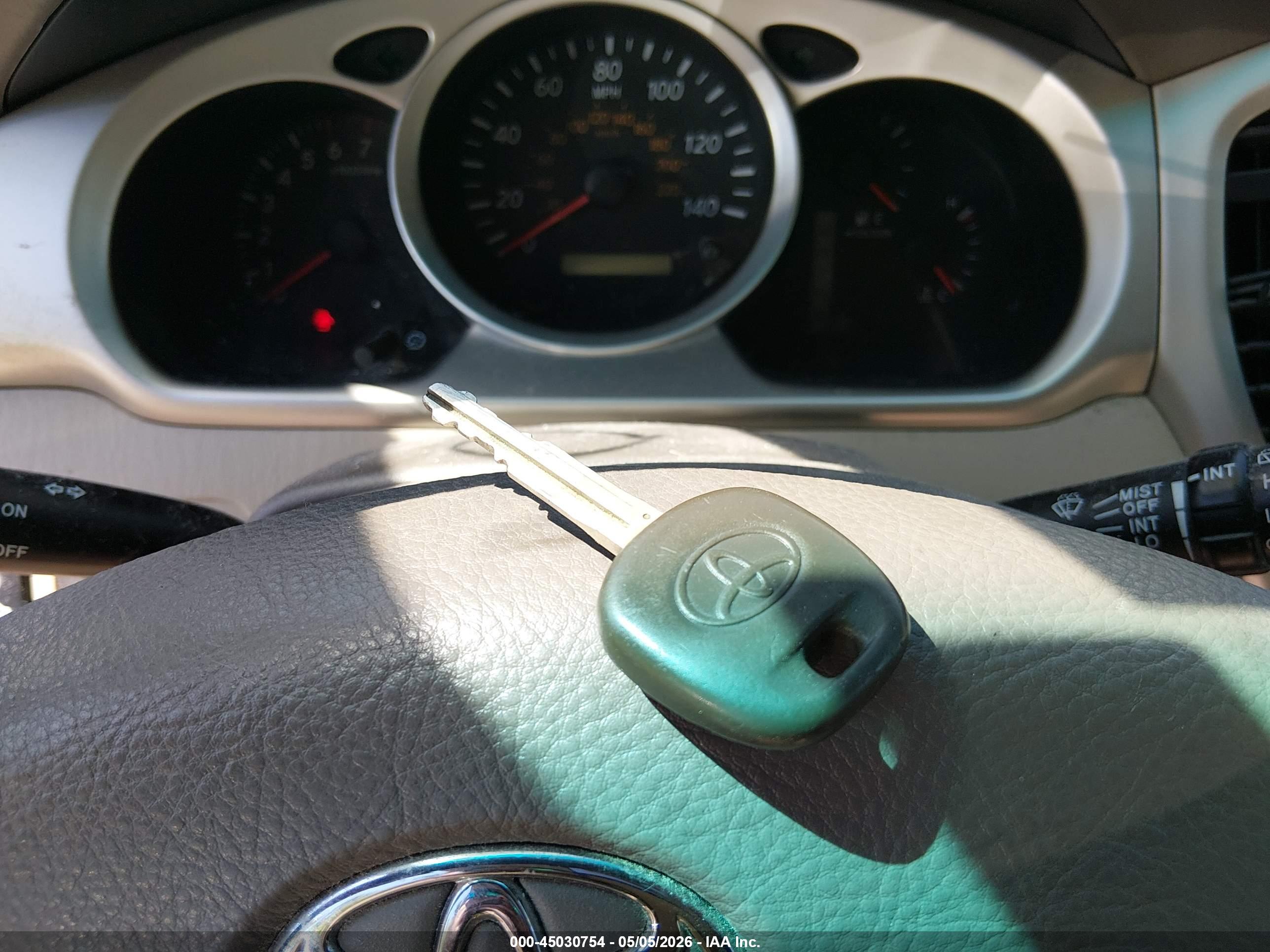 TOYOTA HIGHLANDER image 11