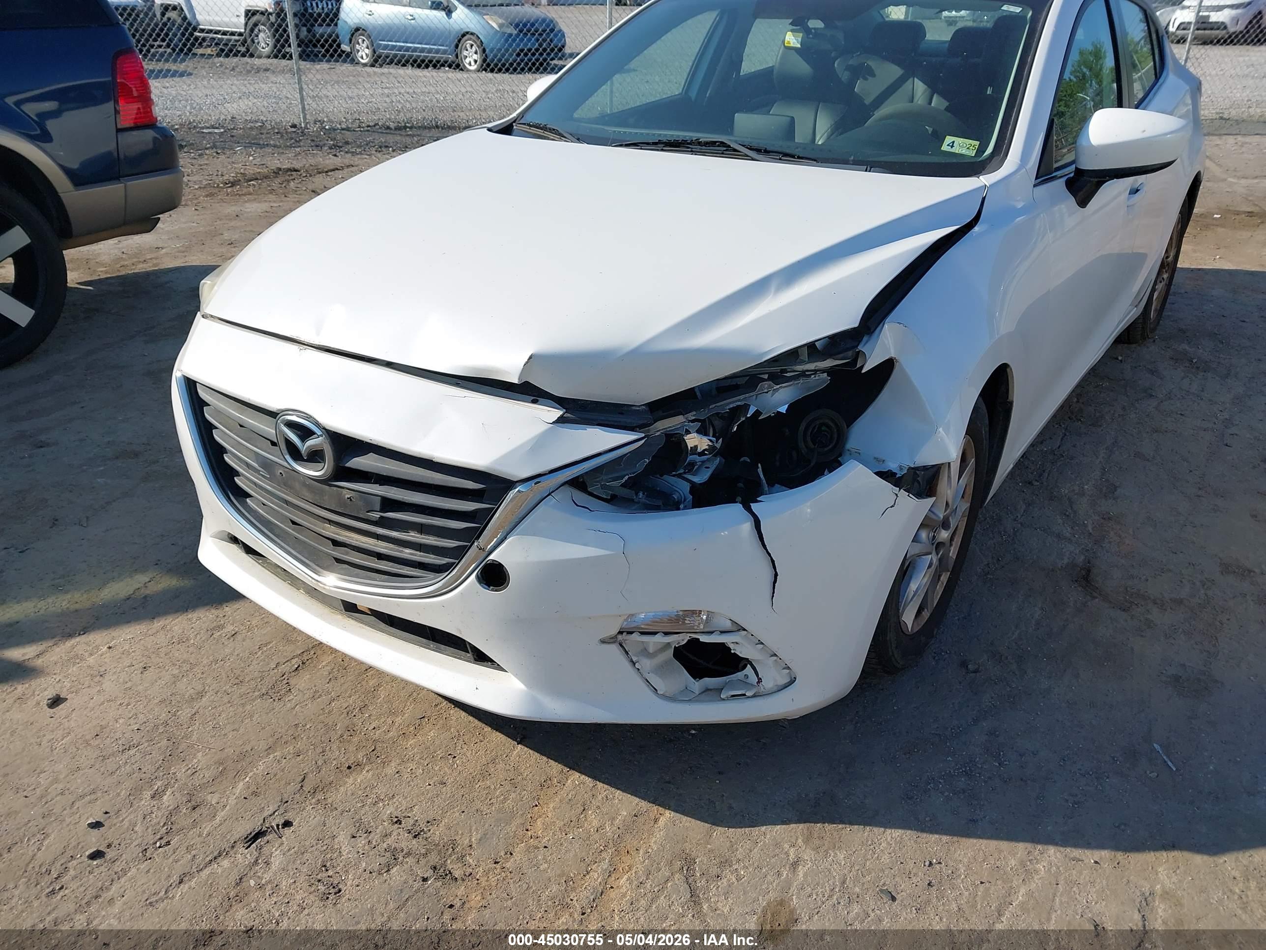 MAZDA MAZDA3 image 6