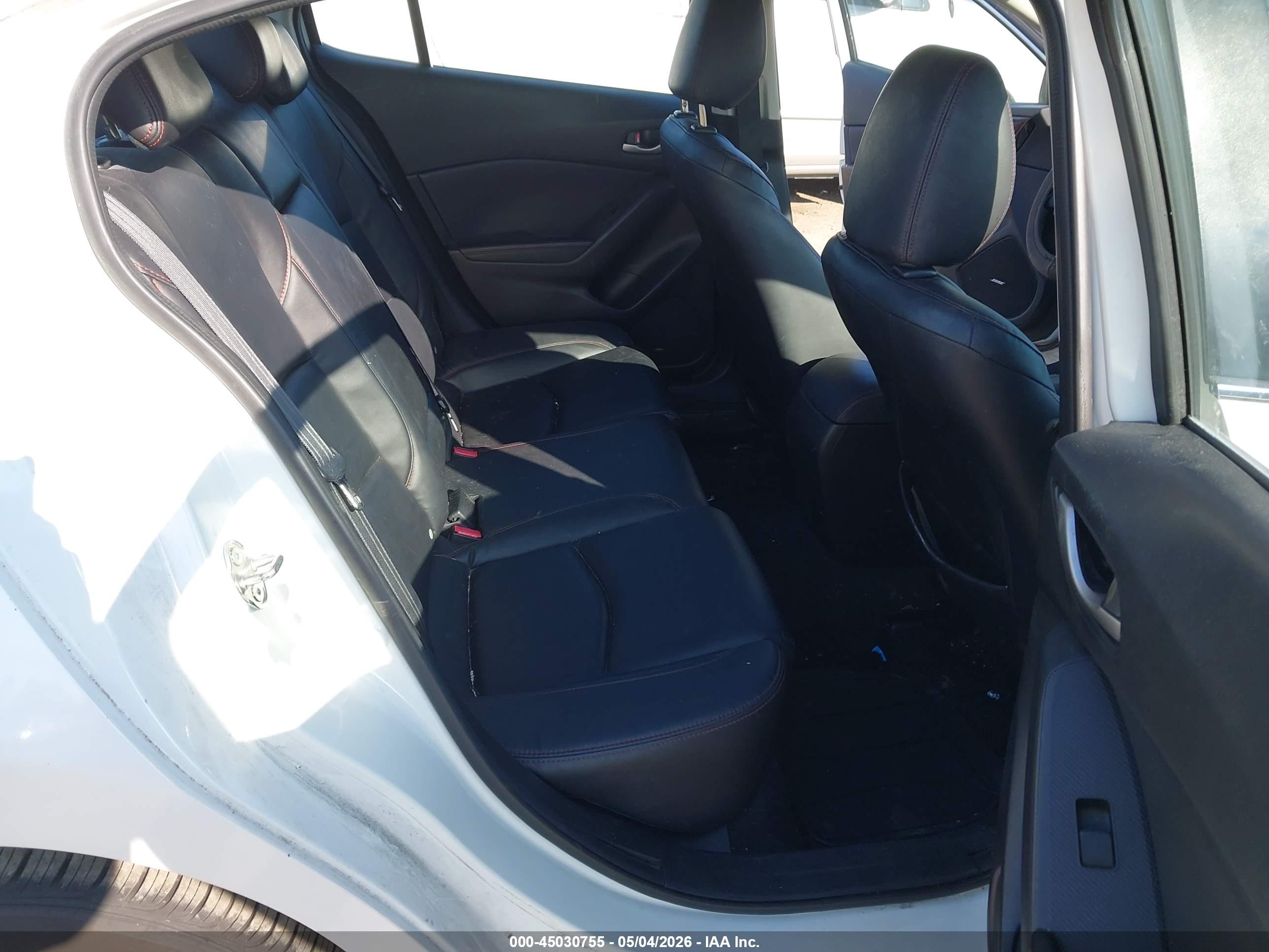 MAZDA MAZDA3 image 8