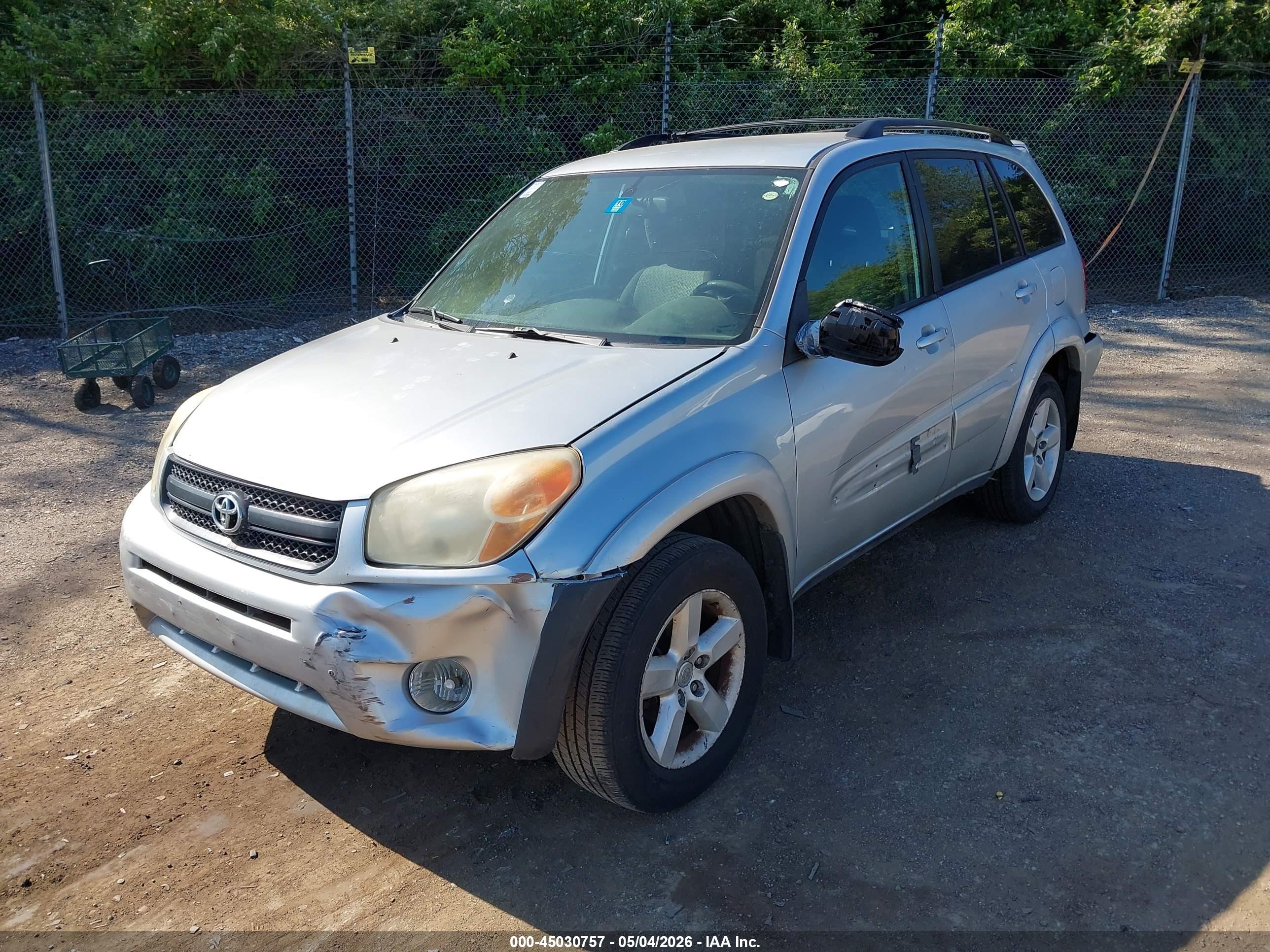TOYOTA RAV4 image 2