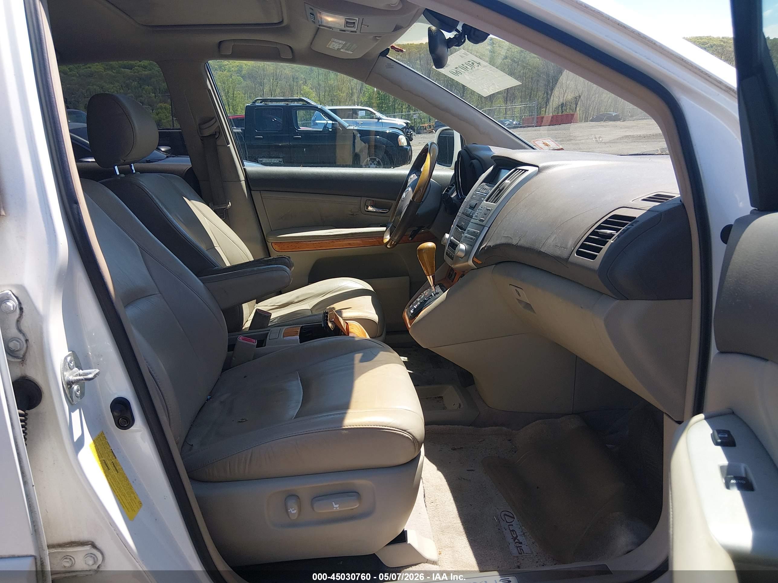 LEXUS RX image 5