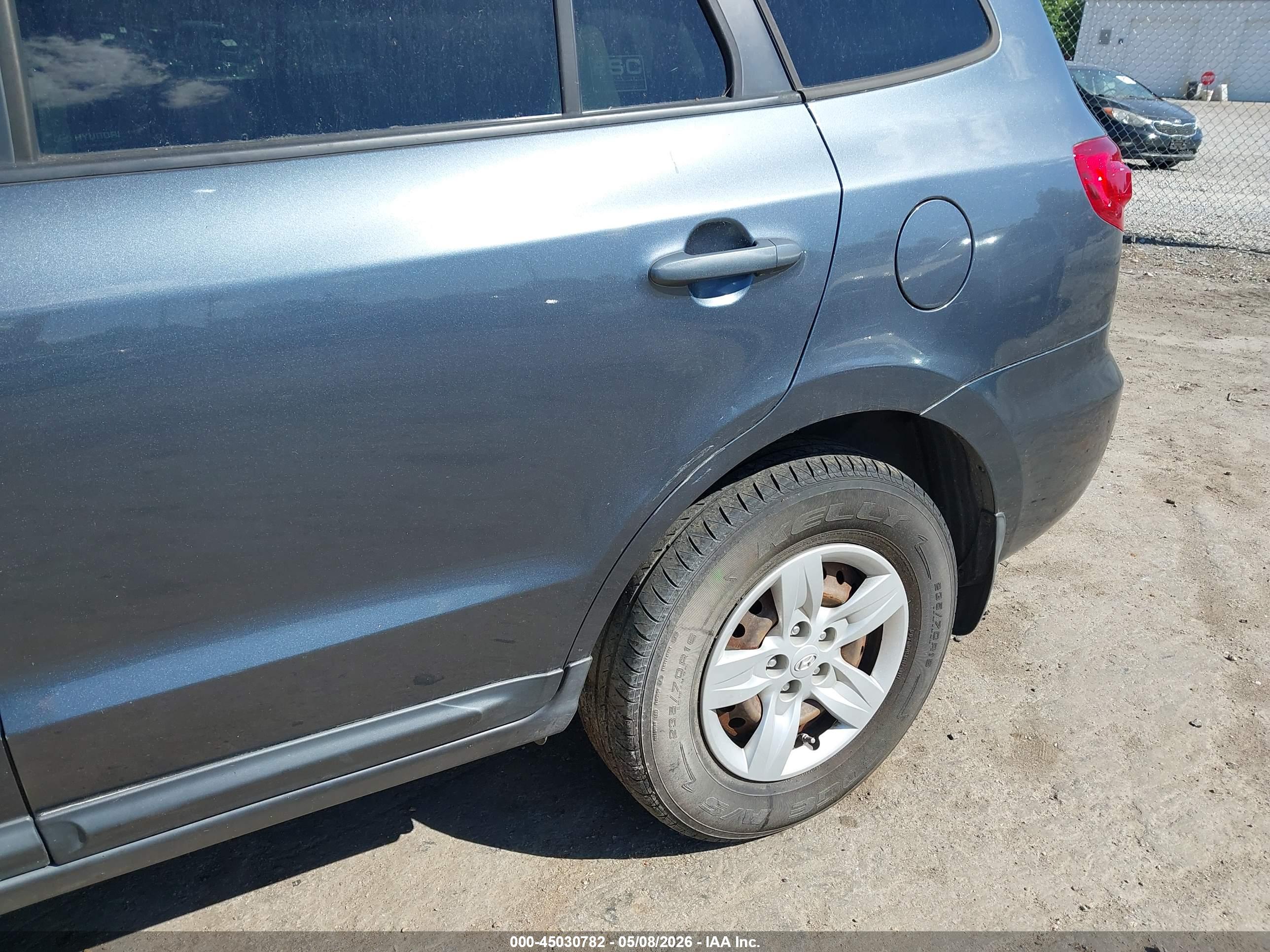 HYUNDAI SANTA image 6
