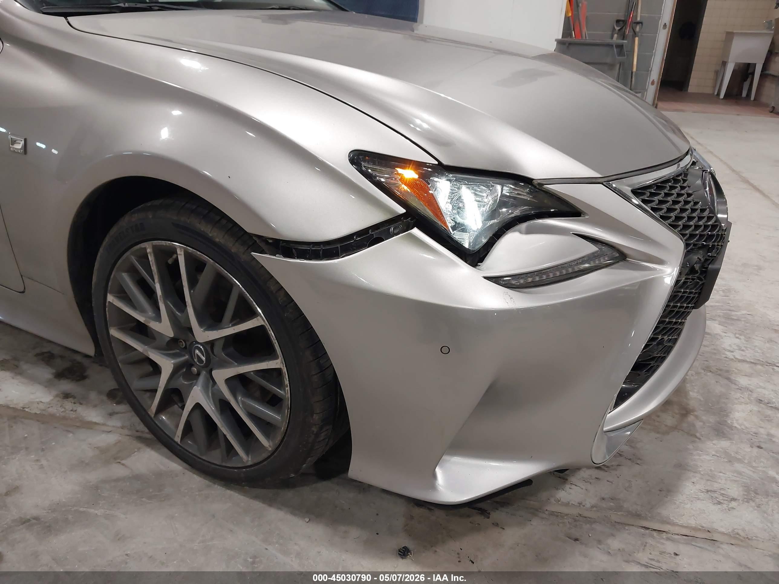 LEXUS RC image 6