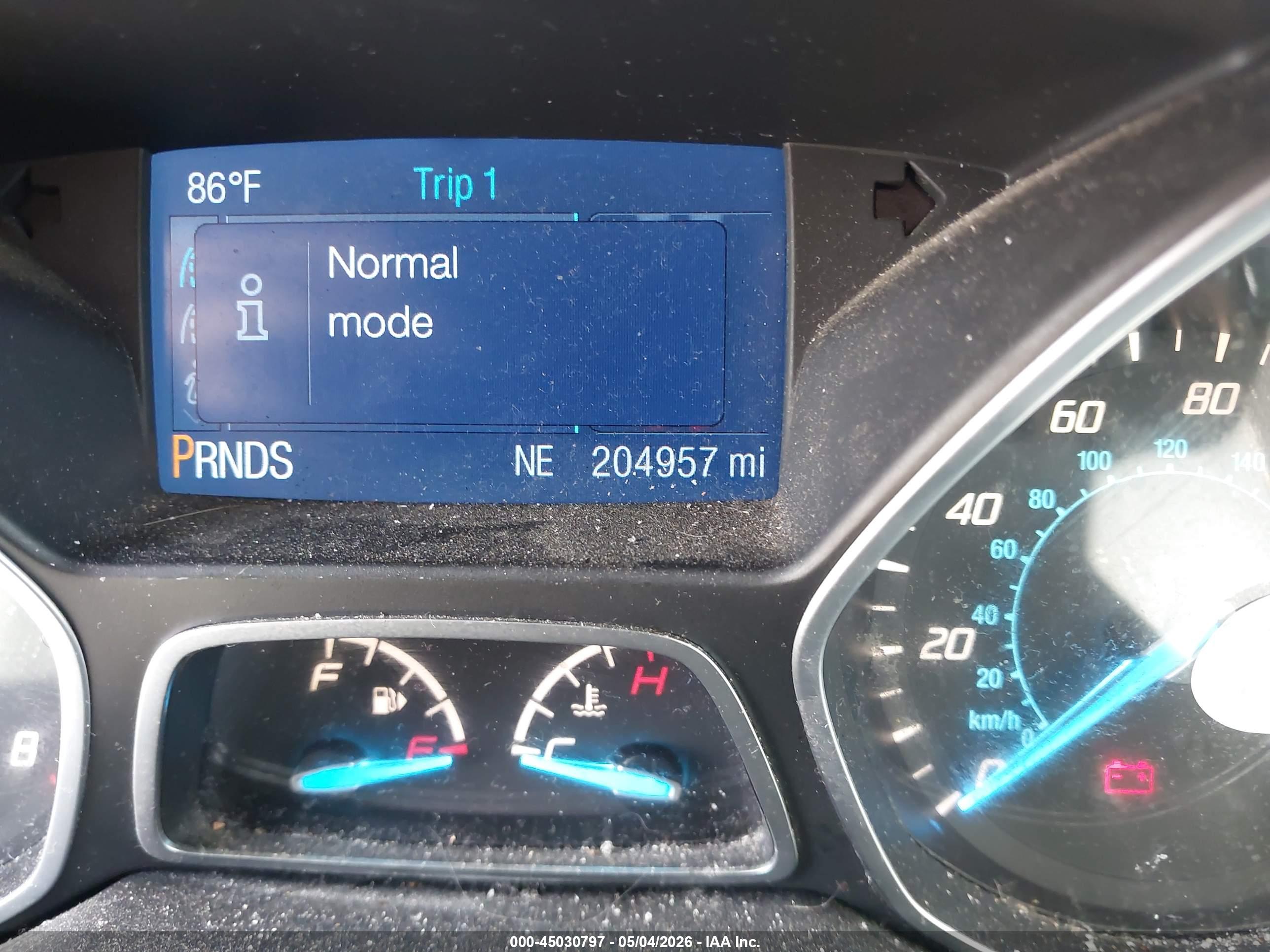 FORD ESCAPE image 7