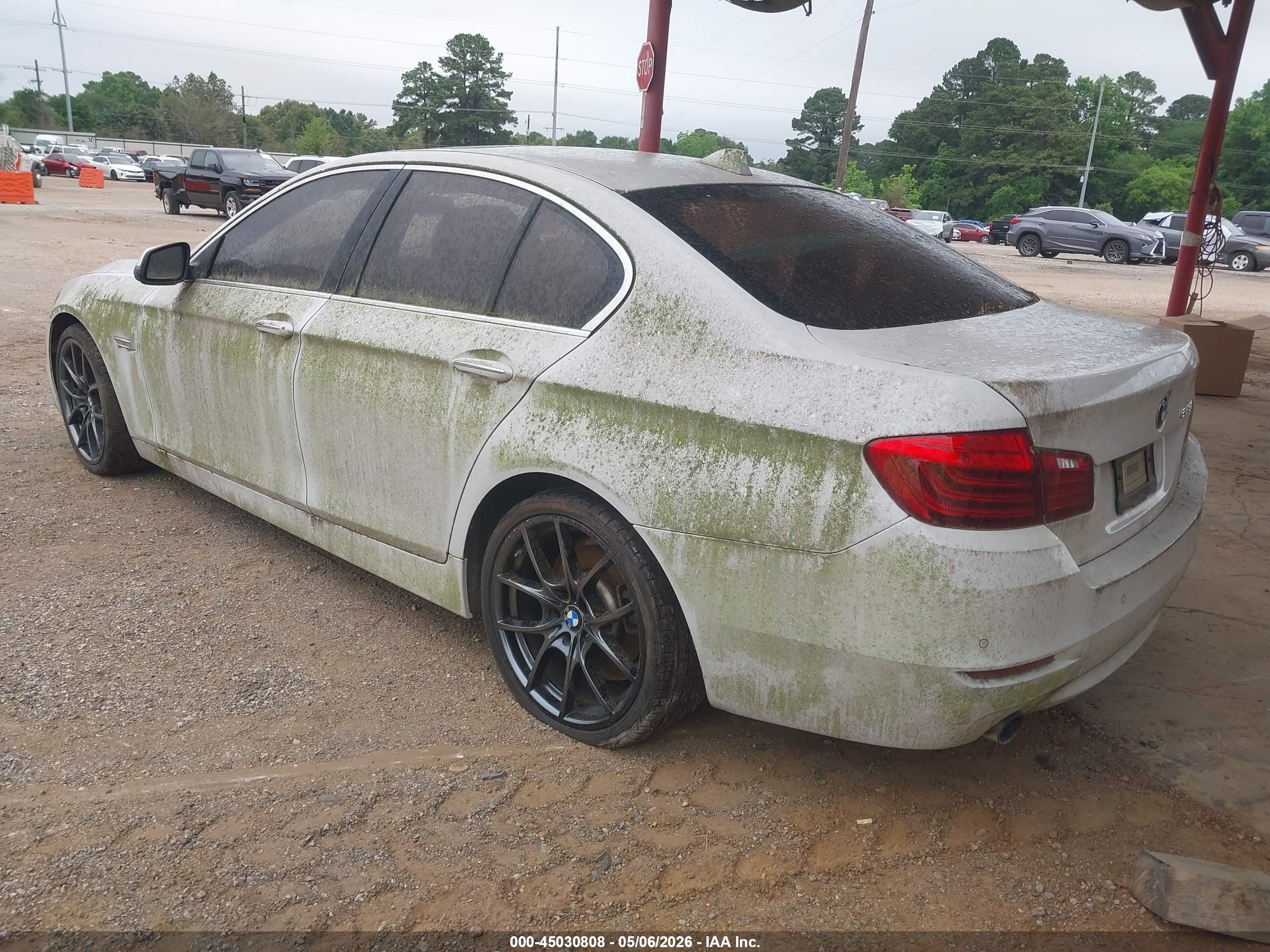 BMW 535I image 3