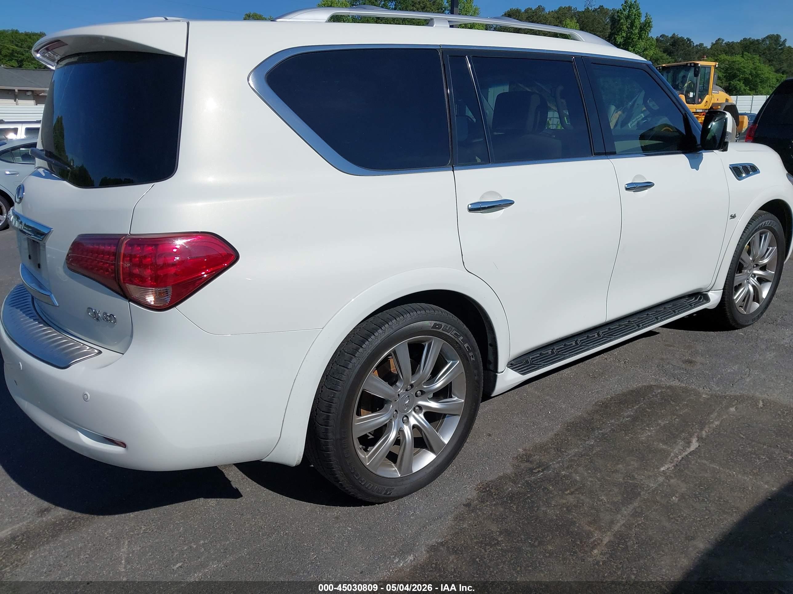 INFINITI QX80 image 4