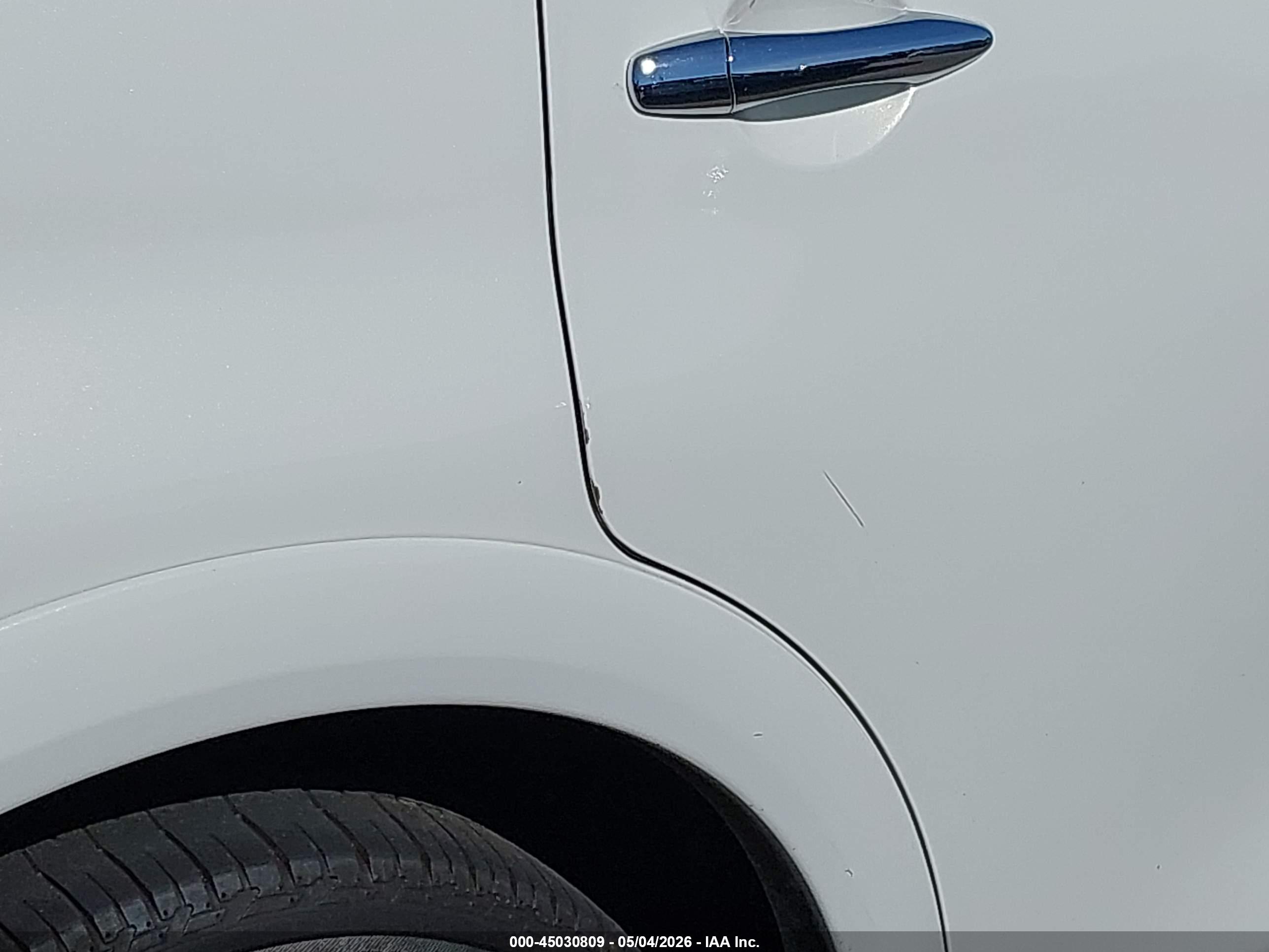 INFINITI QX80 image 6