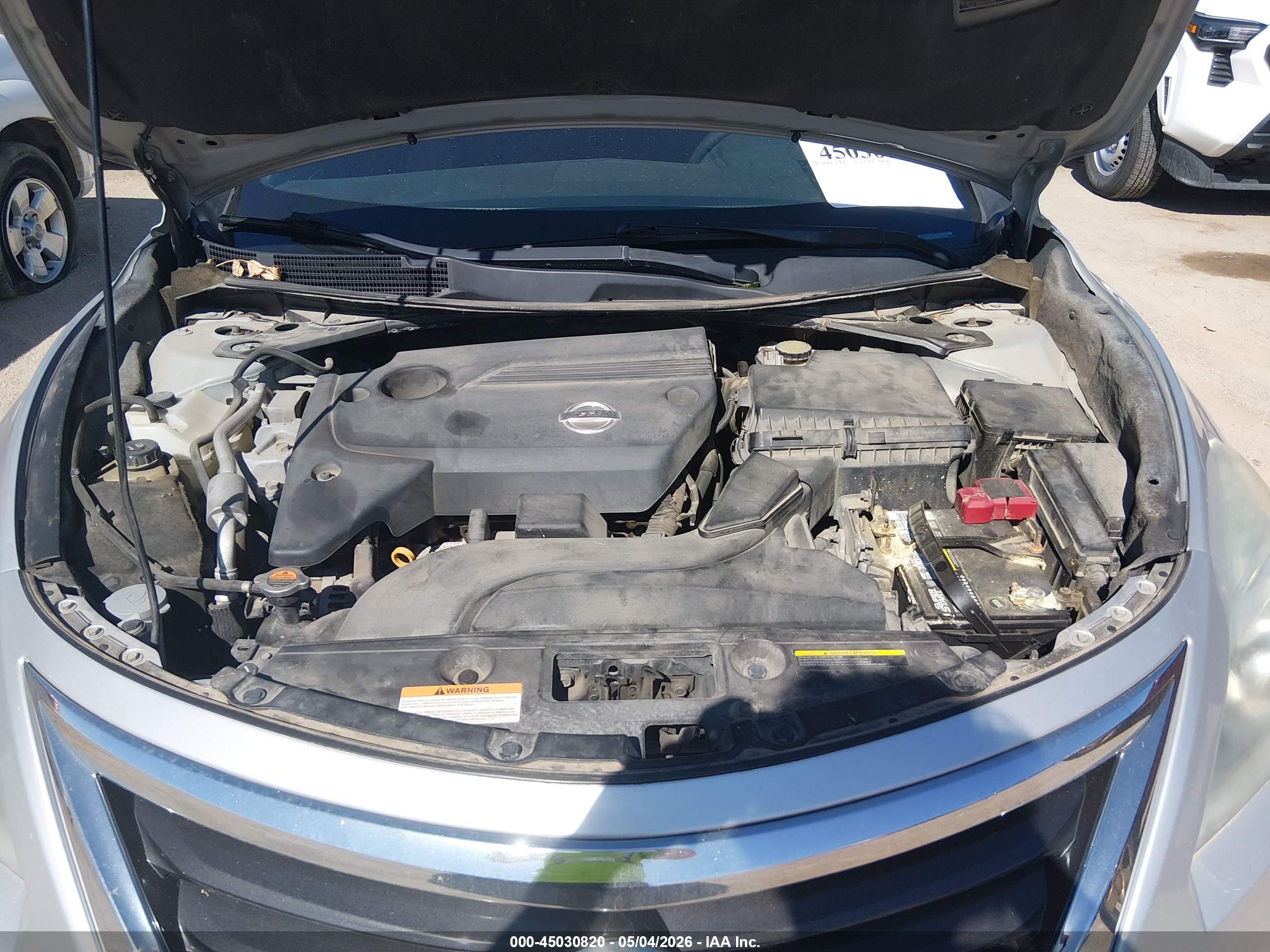 NISSAN ALTIMA image 10
