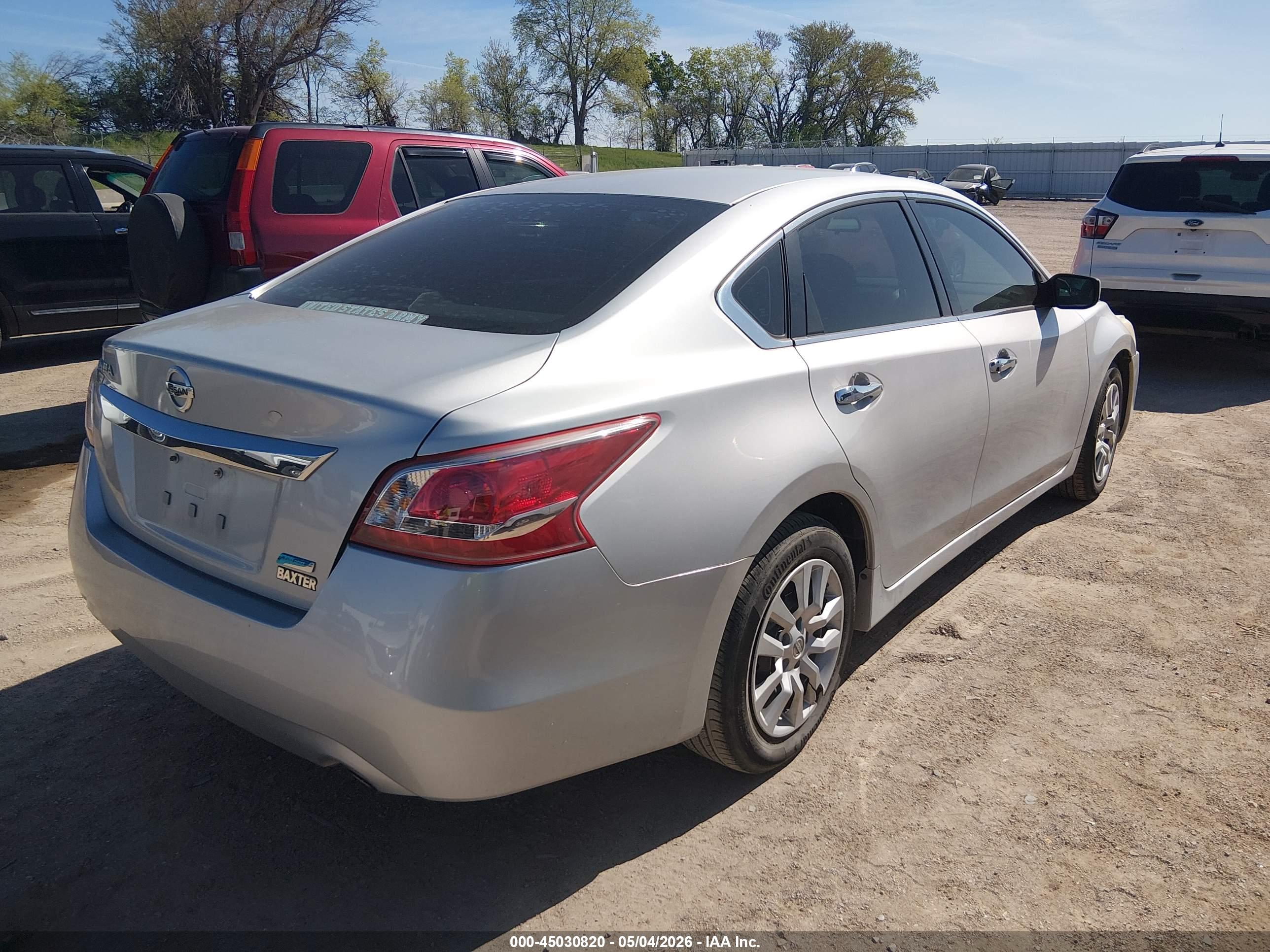 NISSAN ALTIMA image 4