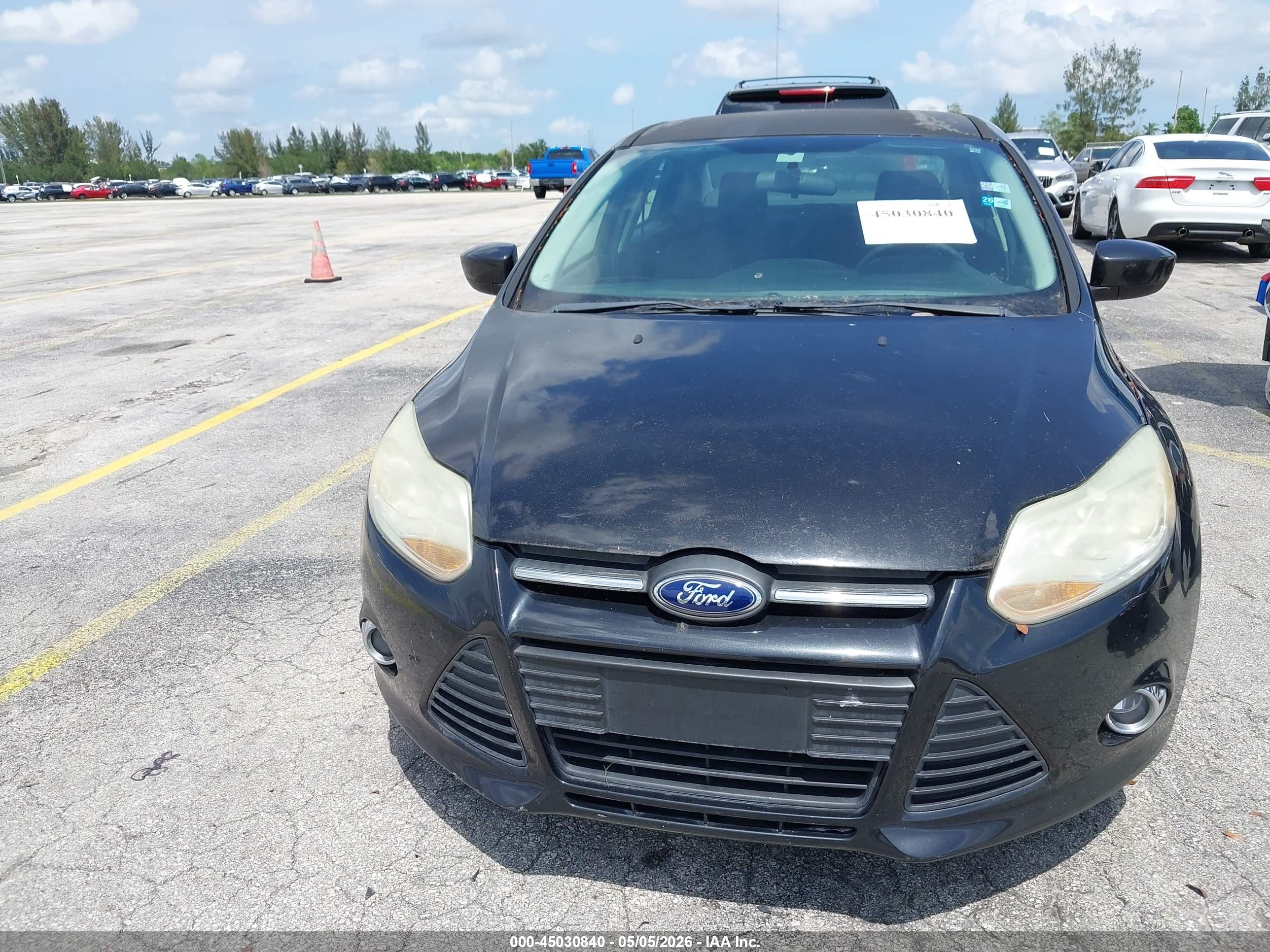 FORD FOCUS image 6