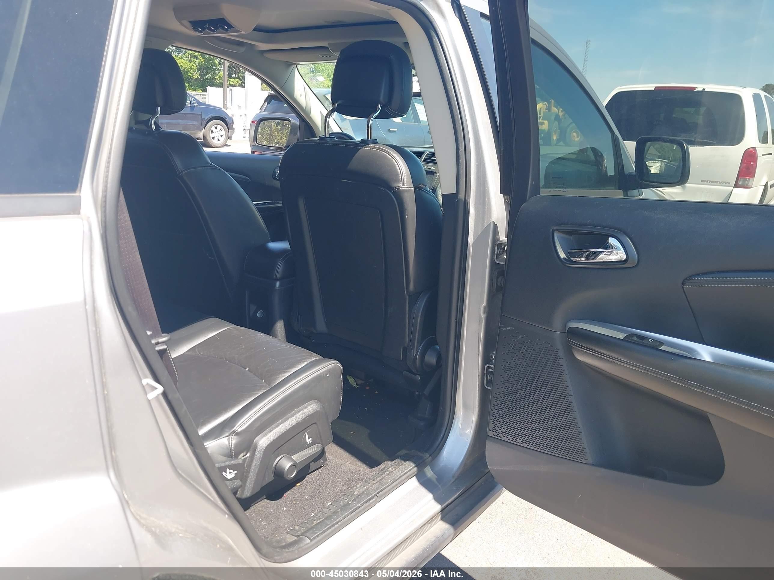 DODGE JOURNEY image 8