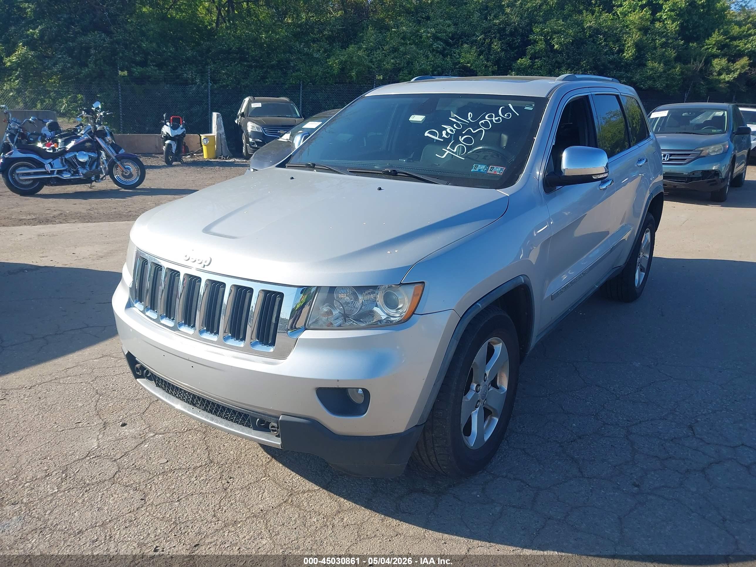 JEEP GRAND image 2