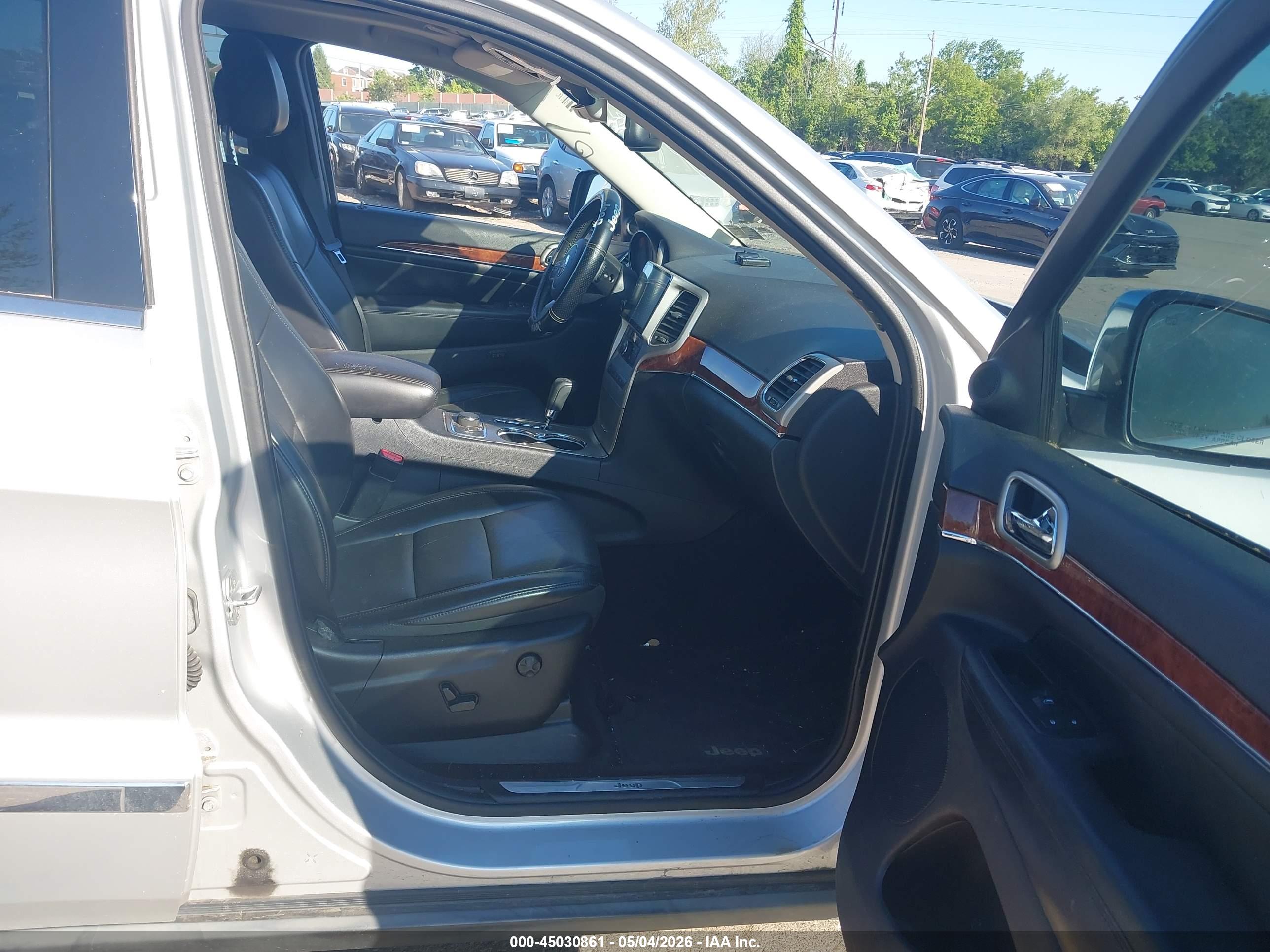JEEP GRAND image 5