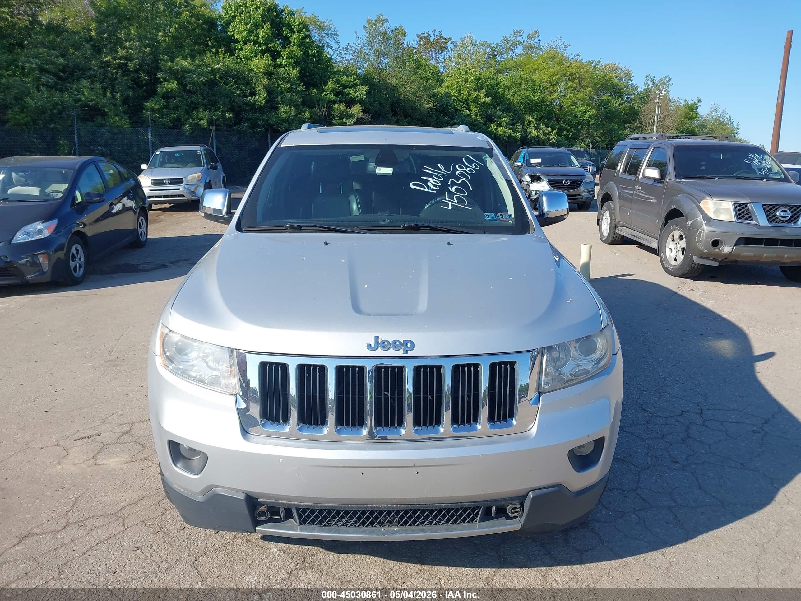 JEEP GRAND image 6