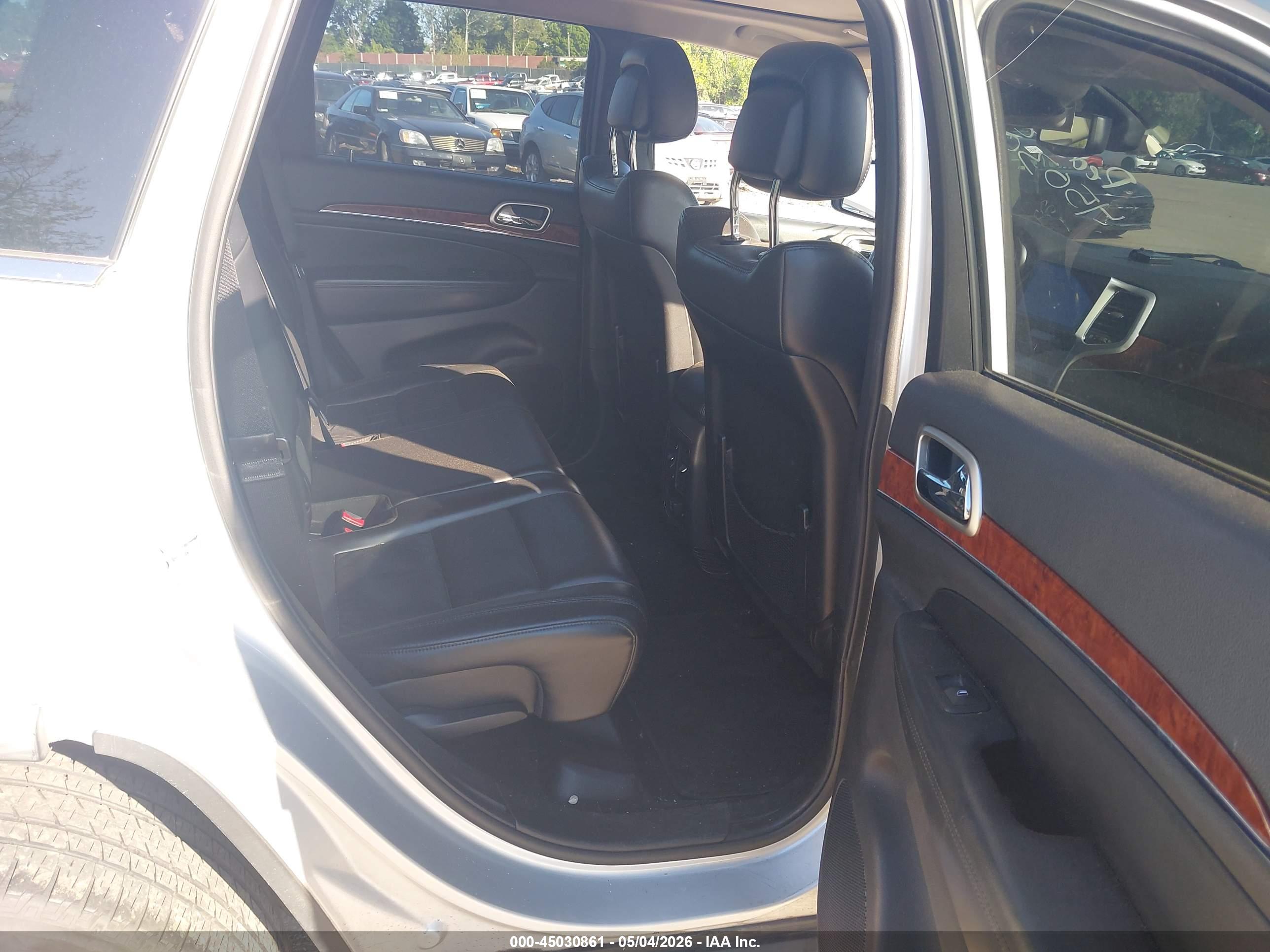 JEEP GRAND image 8
