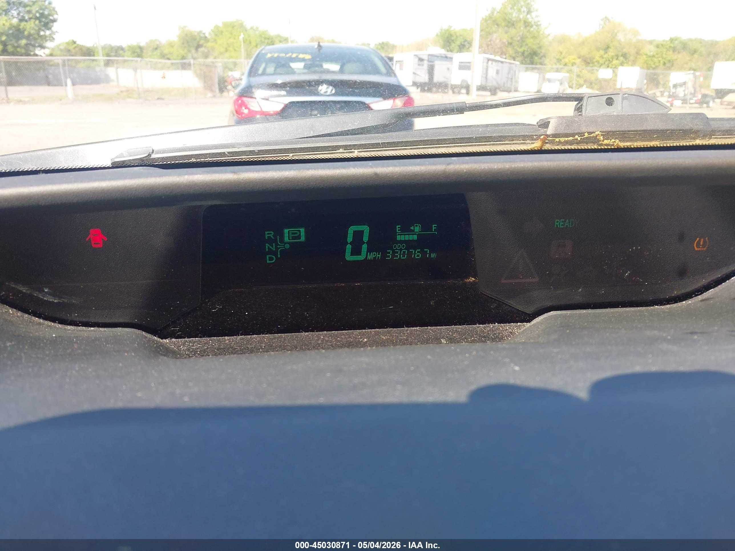TOYOTA PRIUS image 7