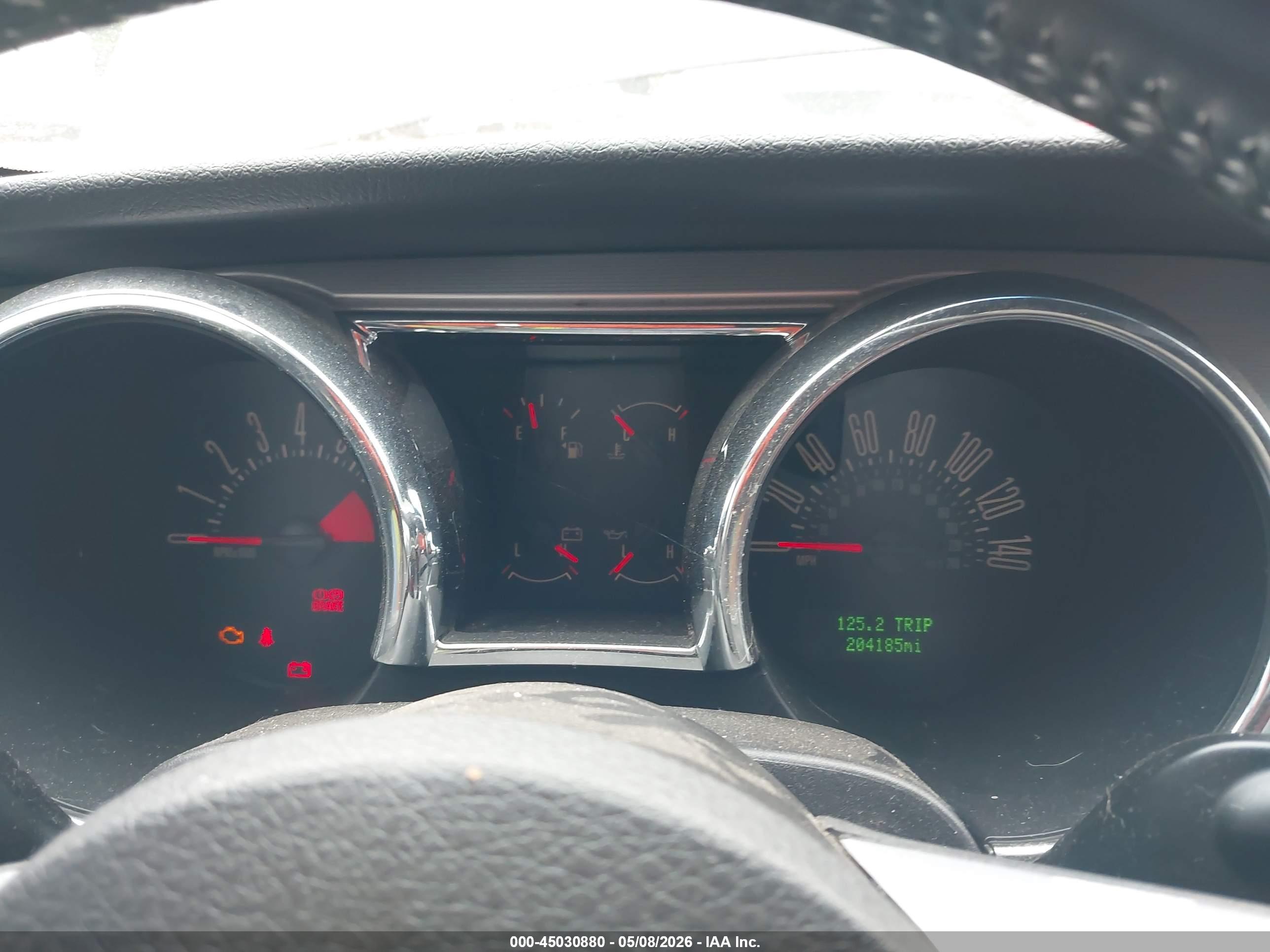 FORD MUSTANG image 7