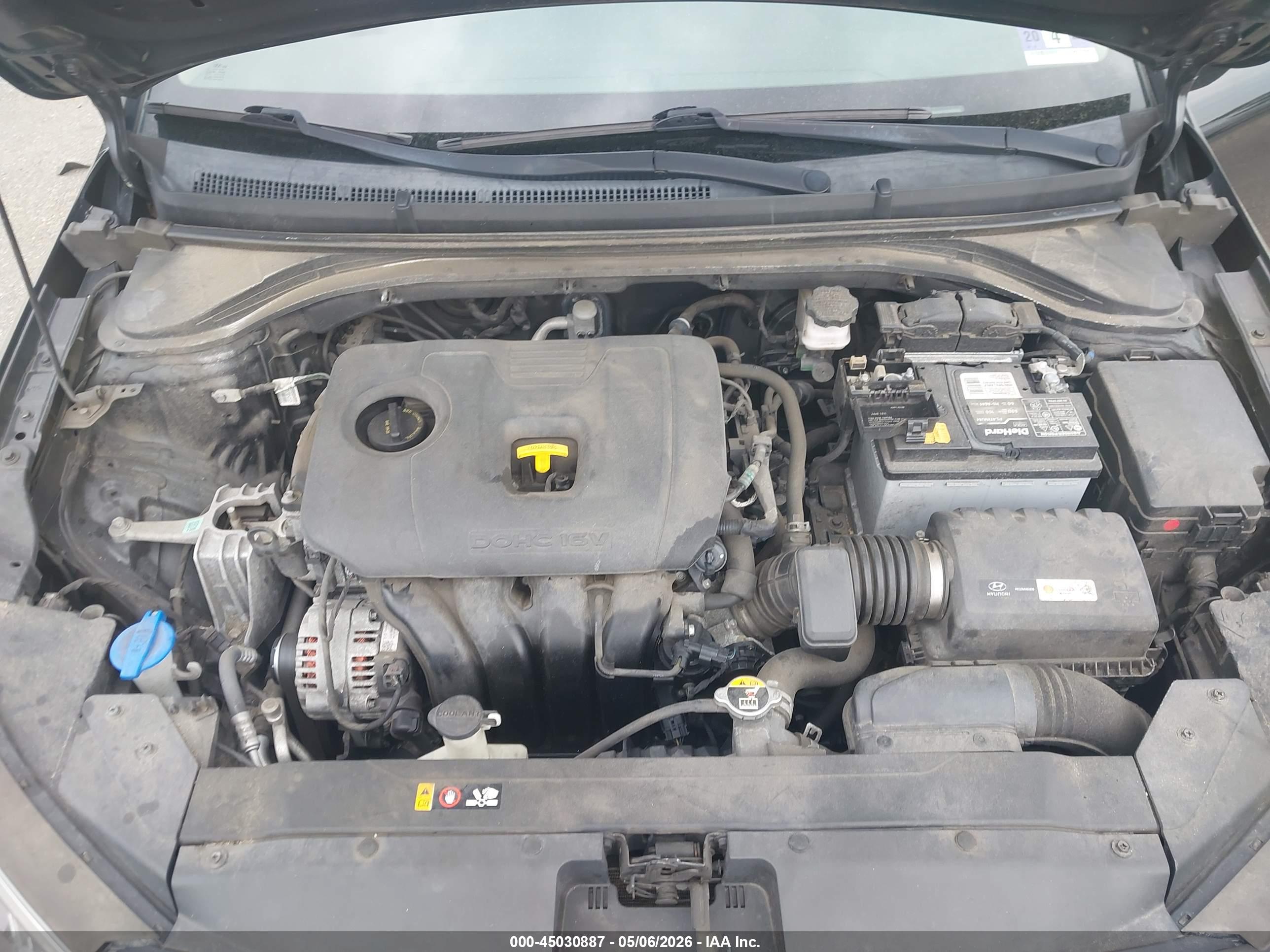 HYUNDAI ELANTRA image 10