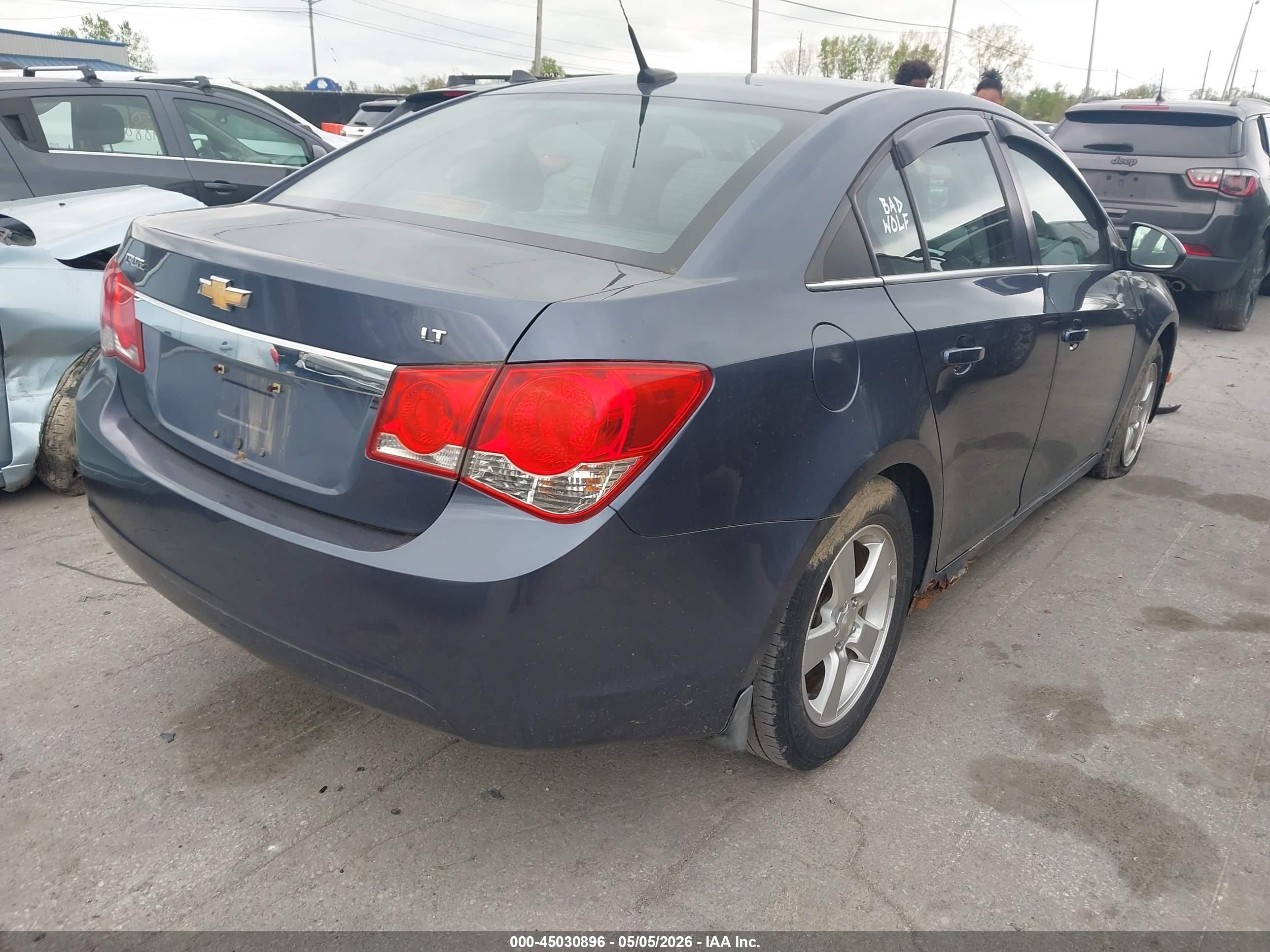 CHEVROLET CRUZE image 4