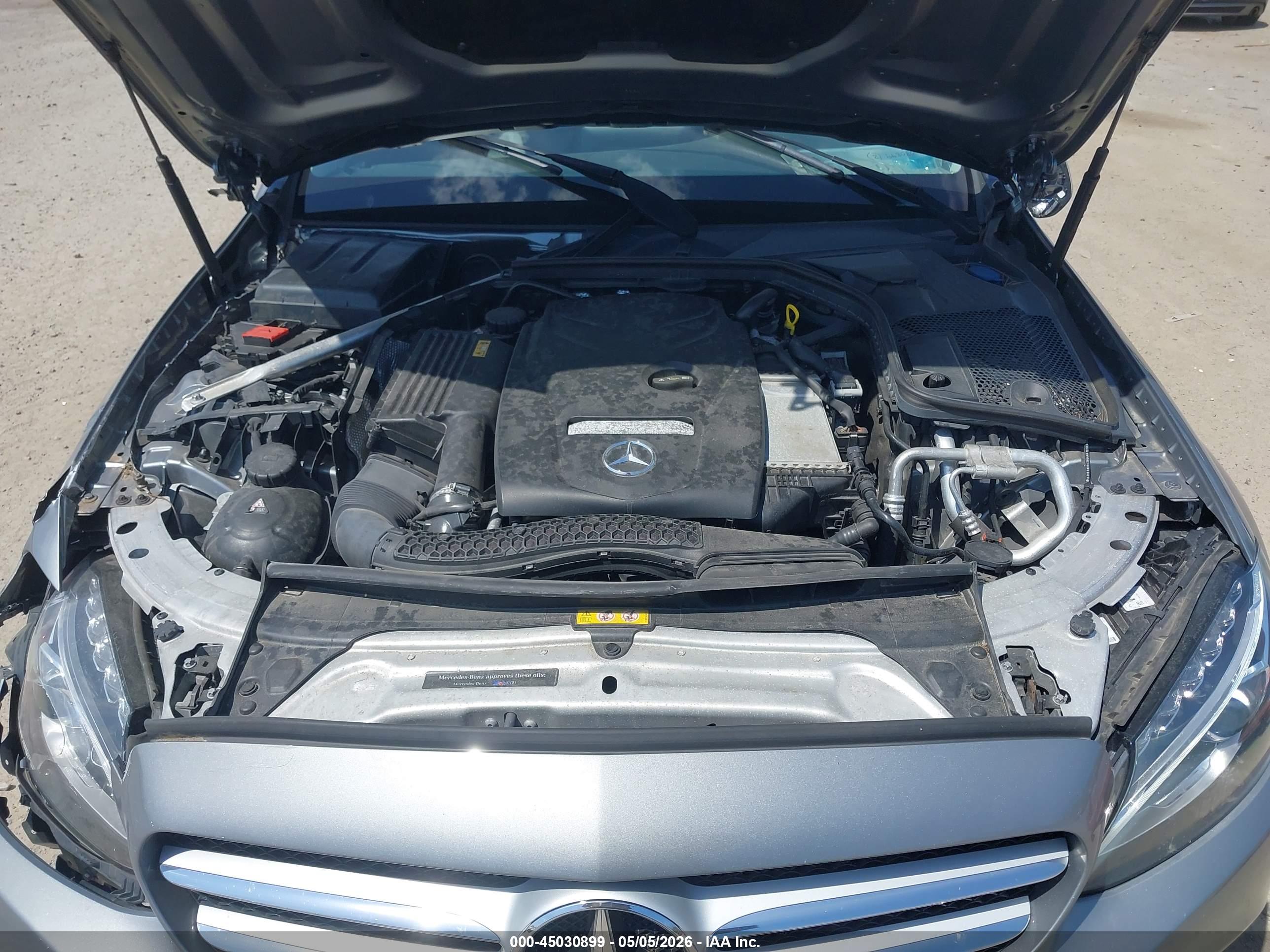 MERCEDES-BENZ C-CLASS image 10
