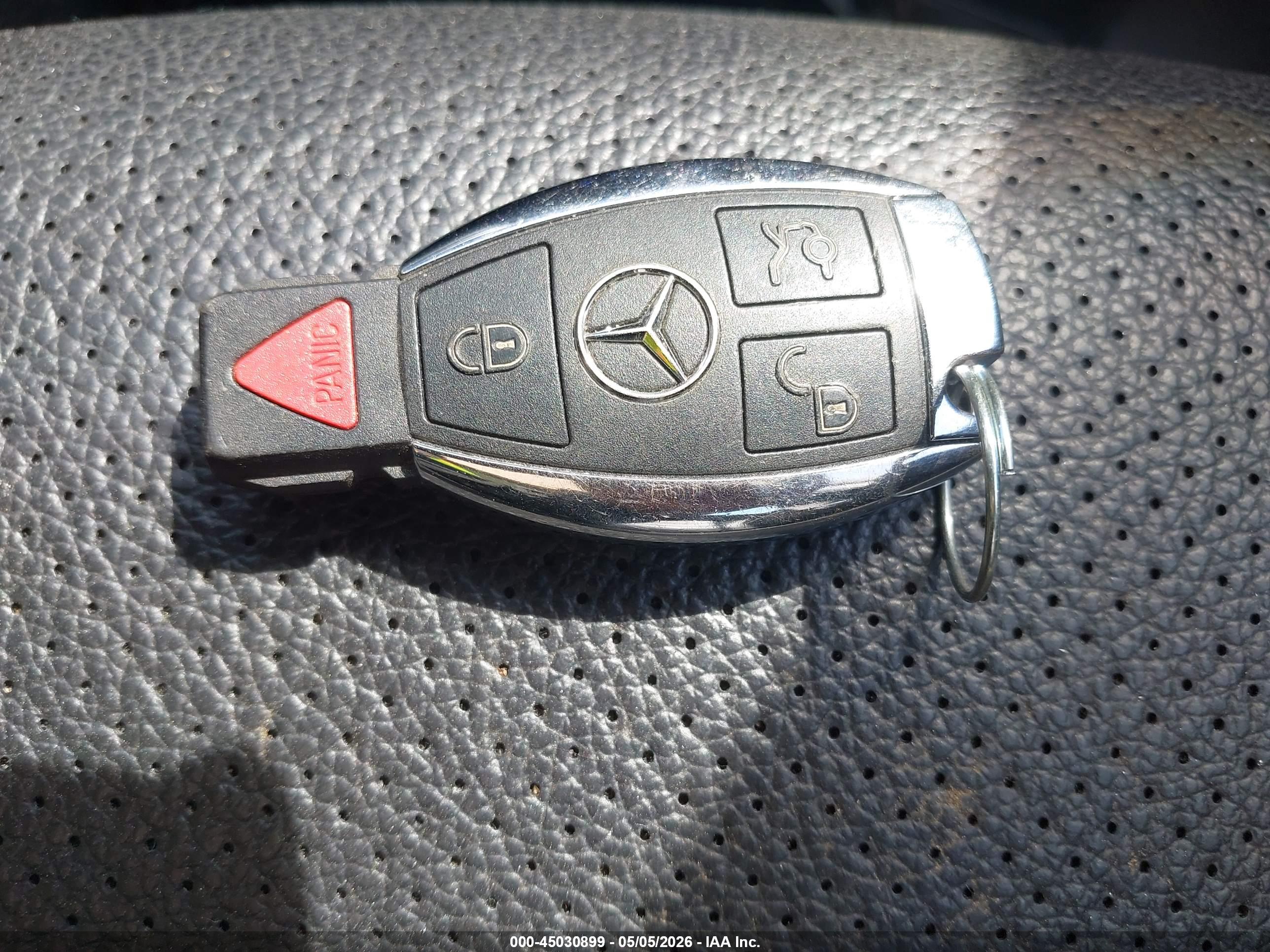 MERCEDES-BENZ C-CLASS image 11