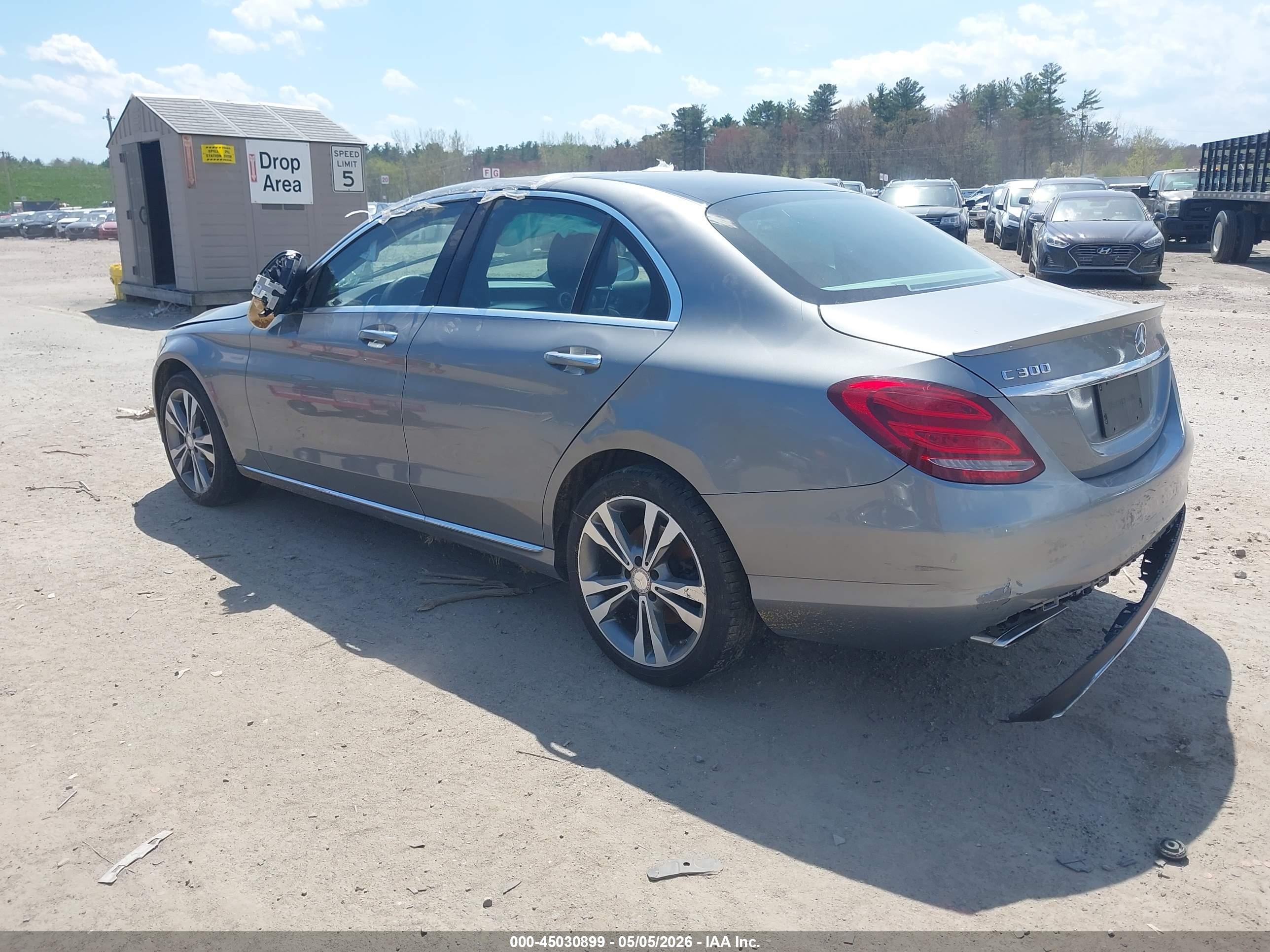 MERCEDES-BENZ C-CLASS image 3