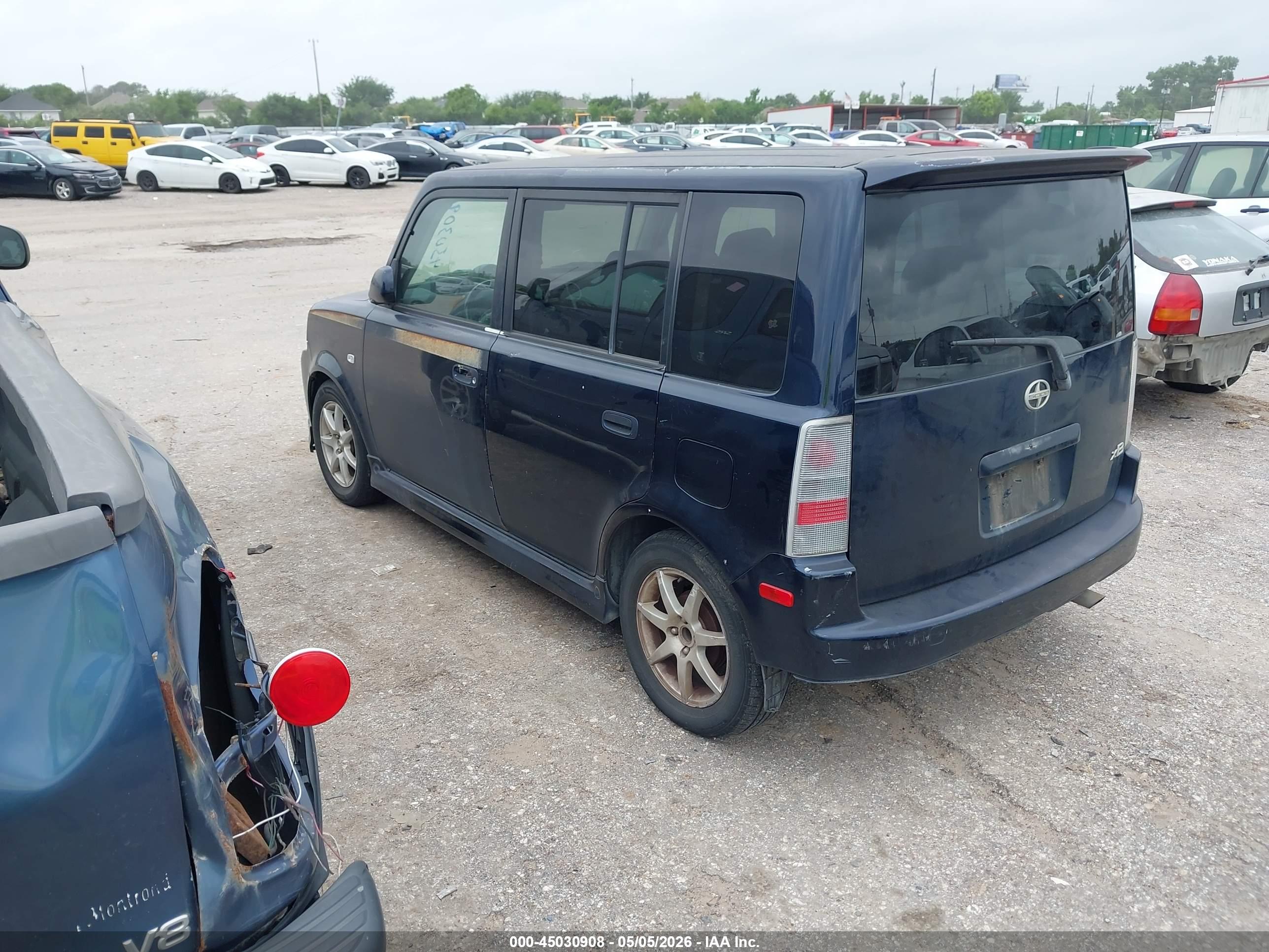 SCION XB image 3