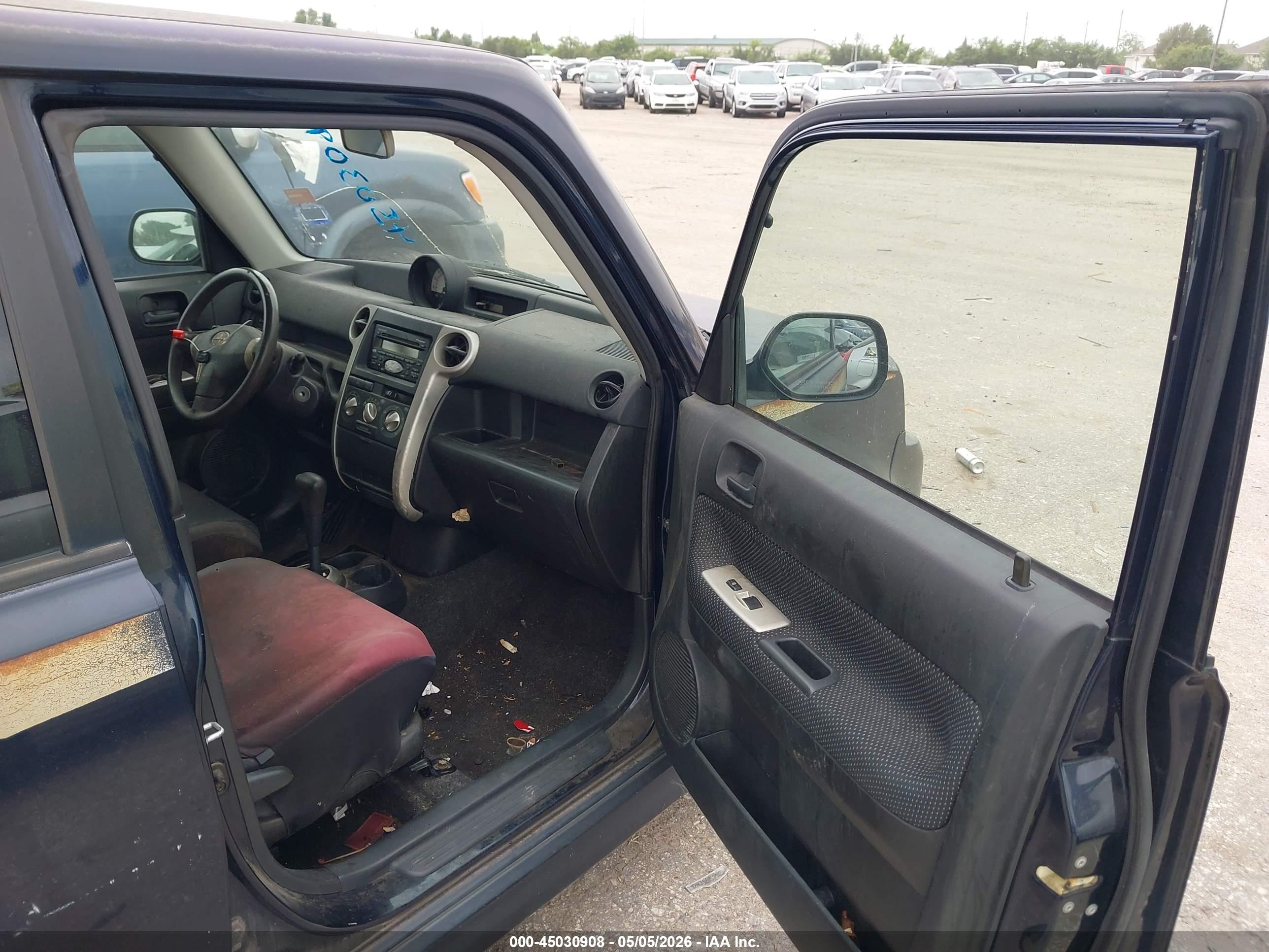 SCION XB image 5
