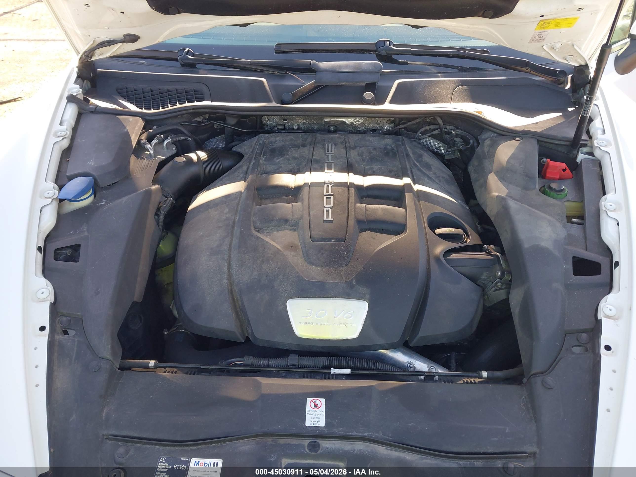 PORSCHE CAYENNE image 10