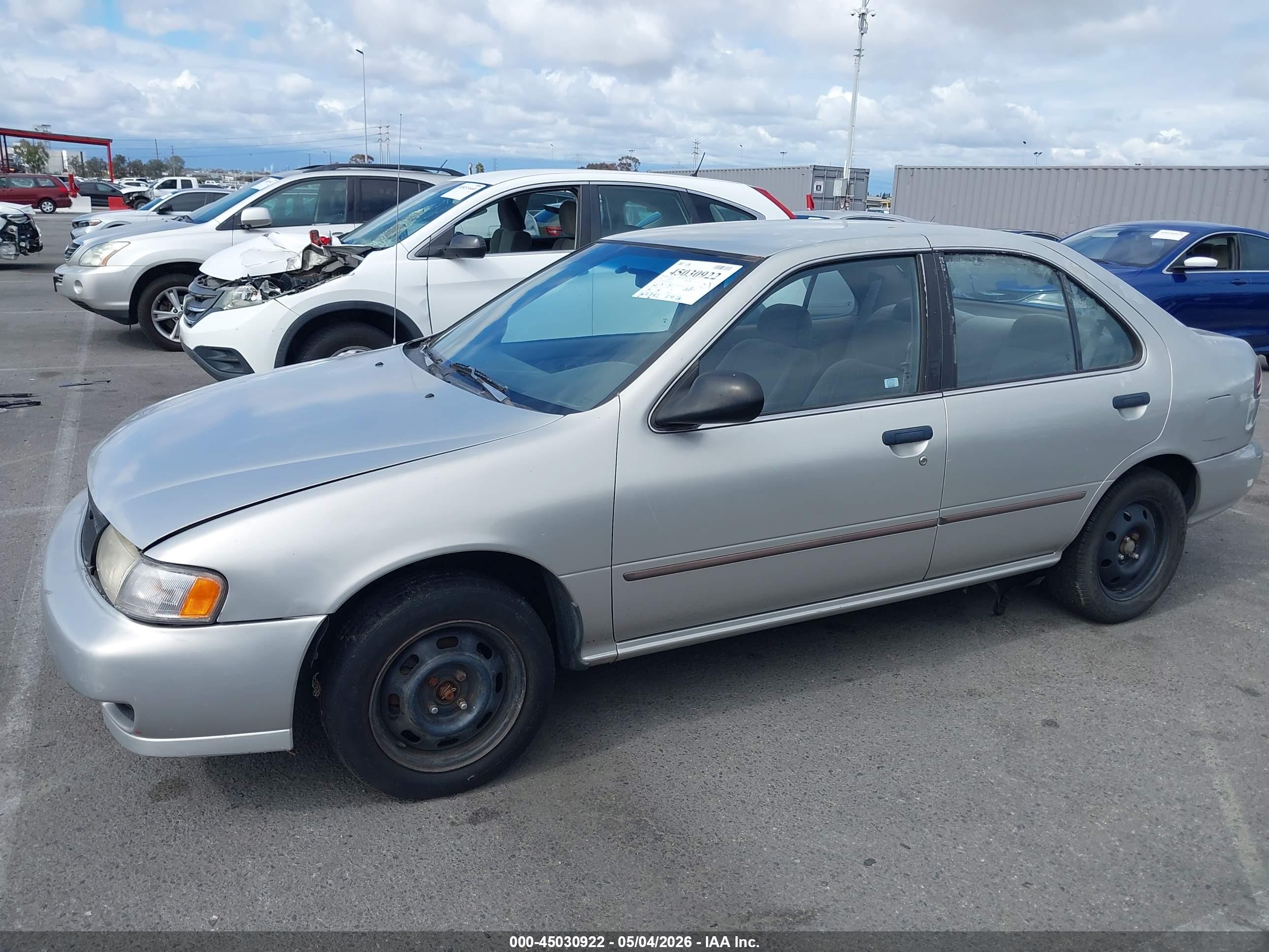 NISSAN SENTRA image 6