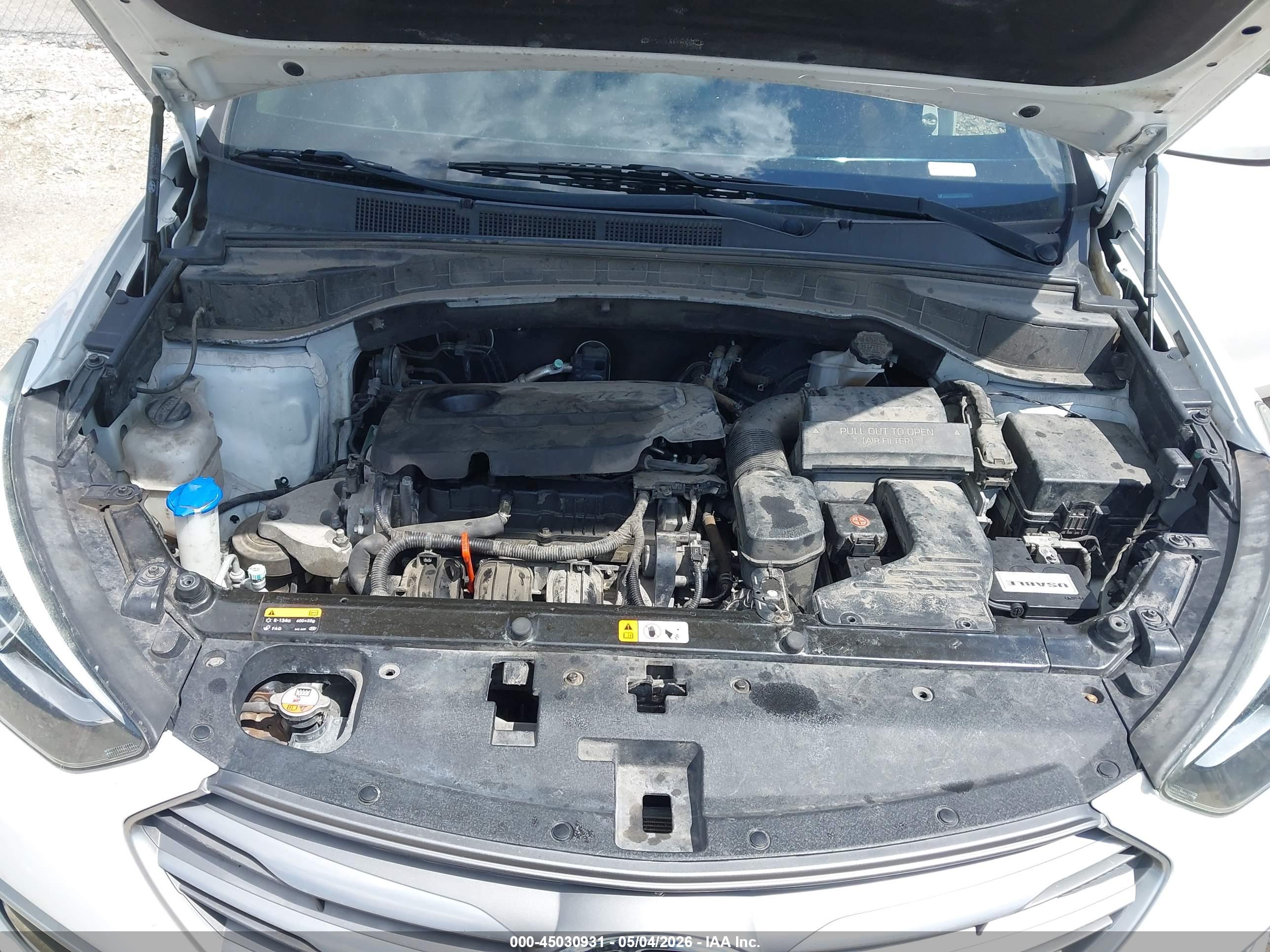 HYUNDAI SANTA image 10