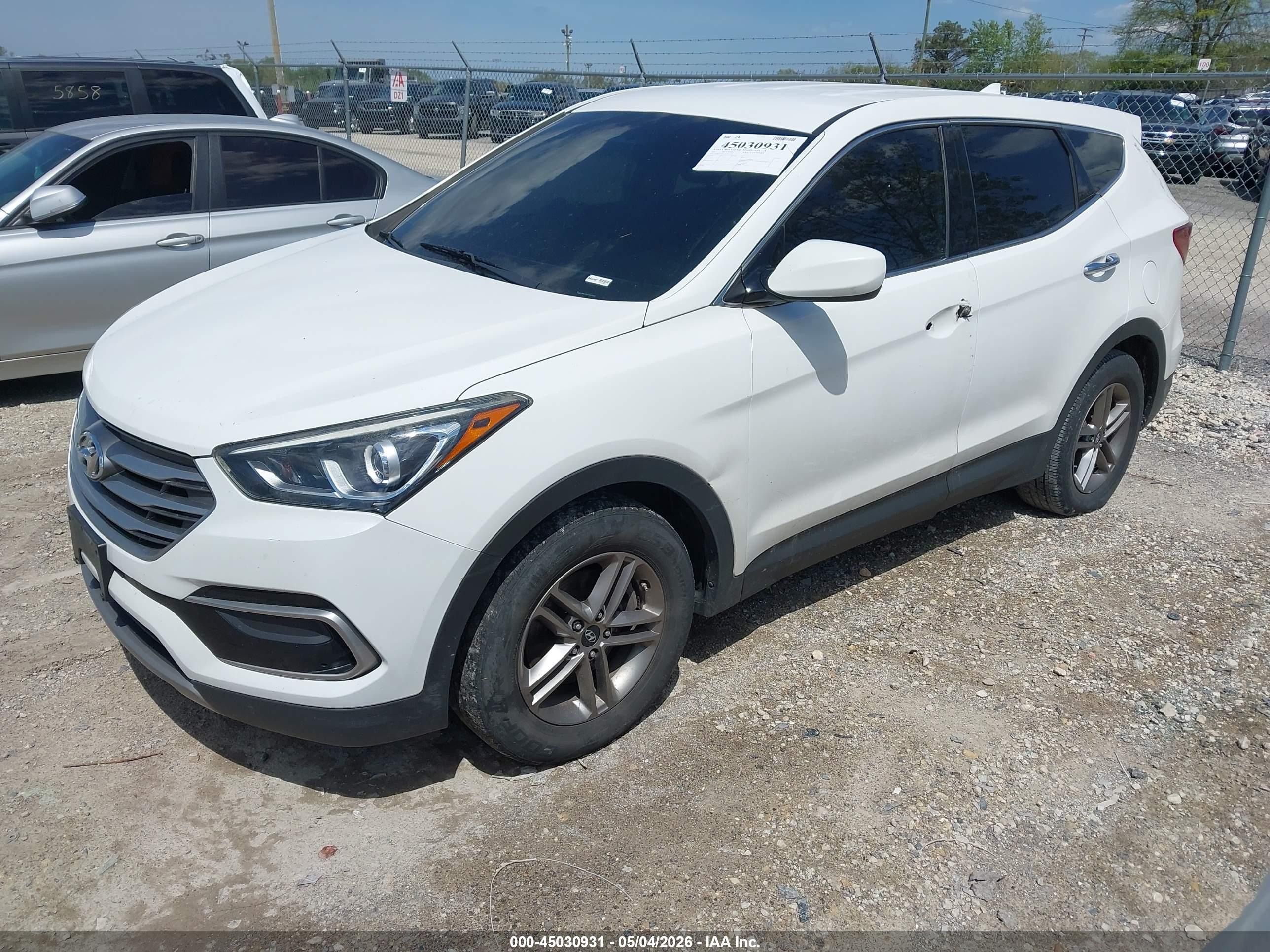 HYUNDAI SANTA image 2