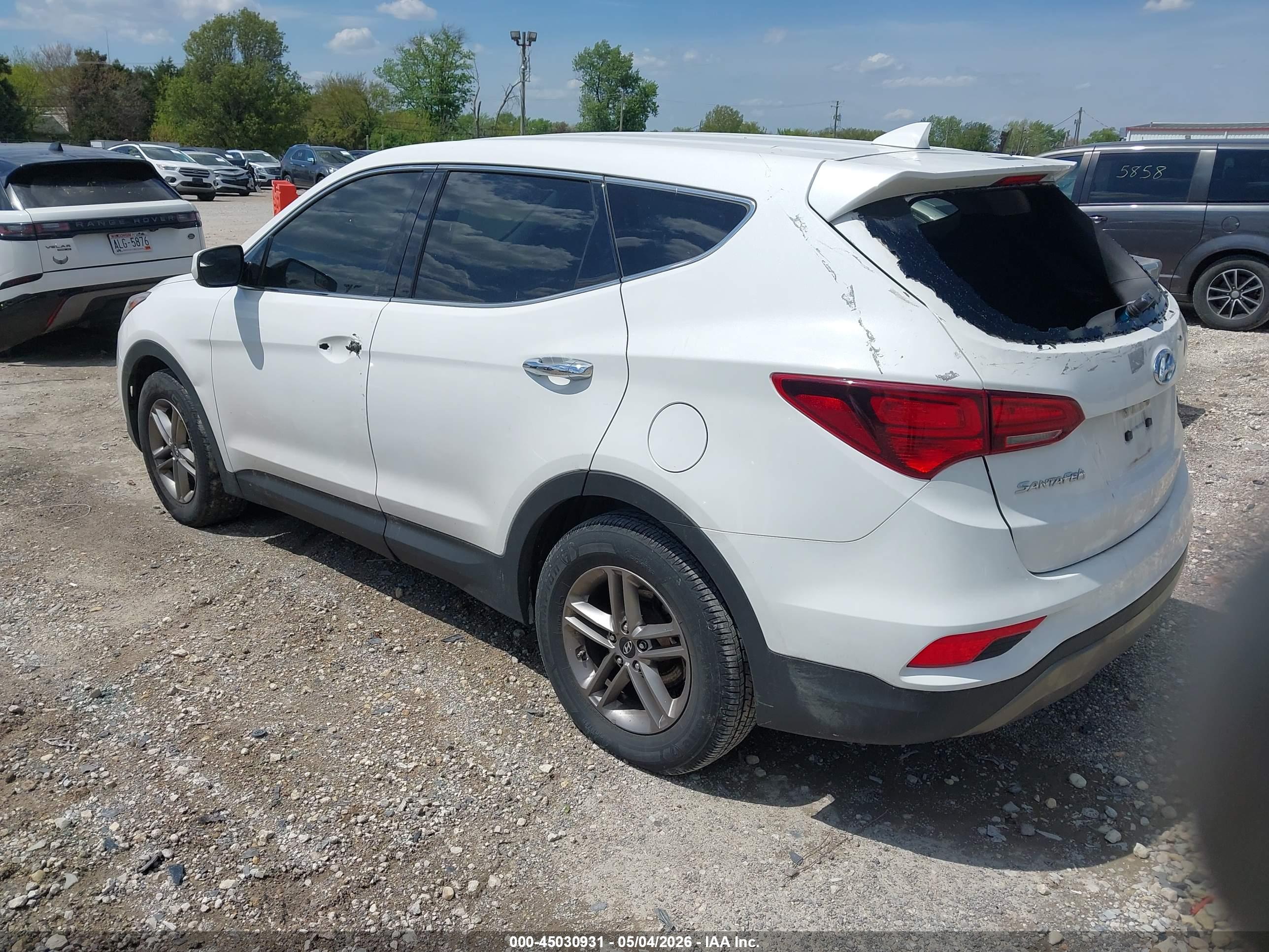HYUNDAI SANTA image 3