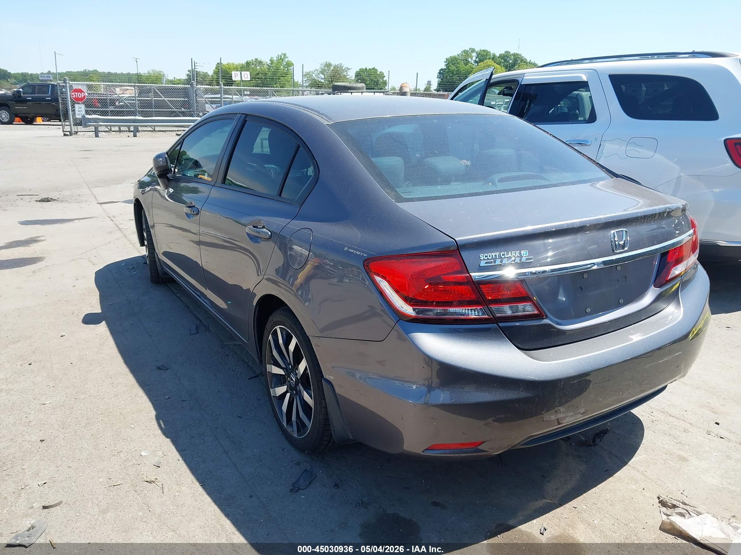 HONDA CIVIC image 3