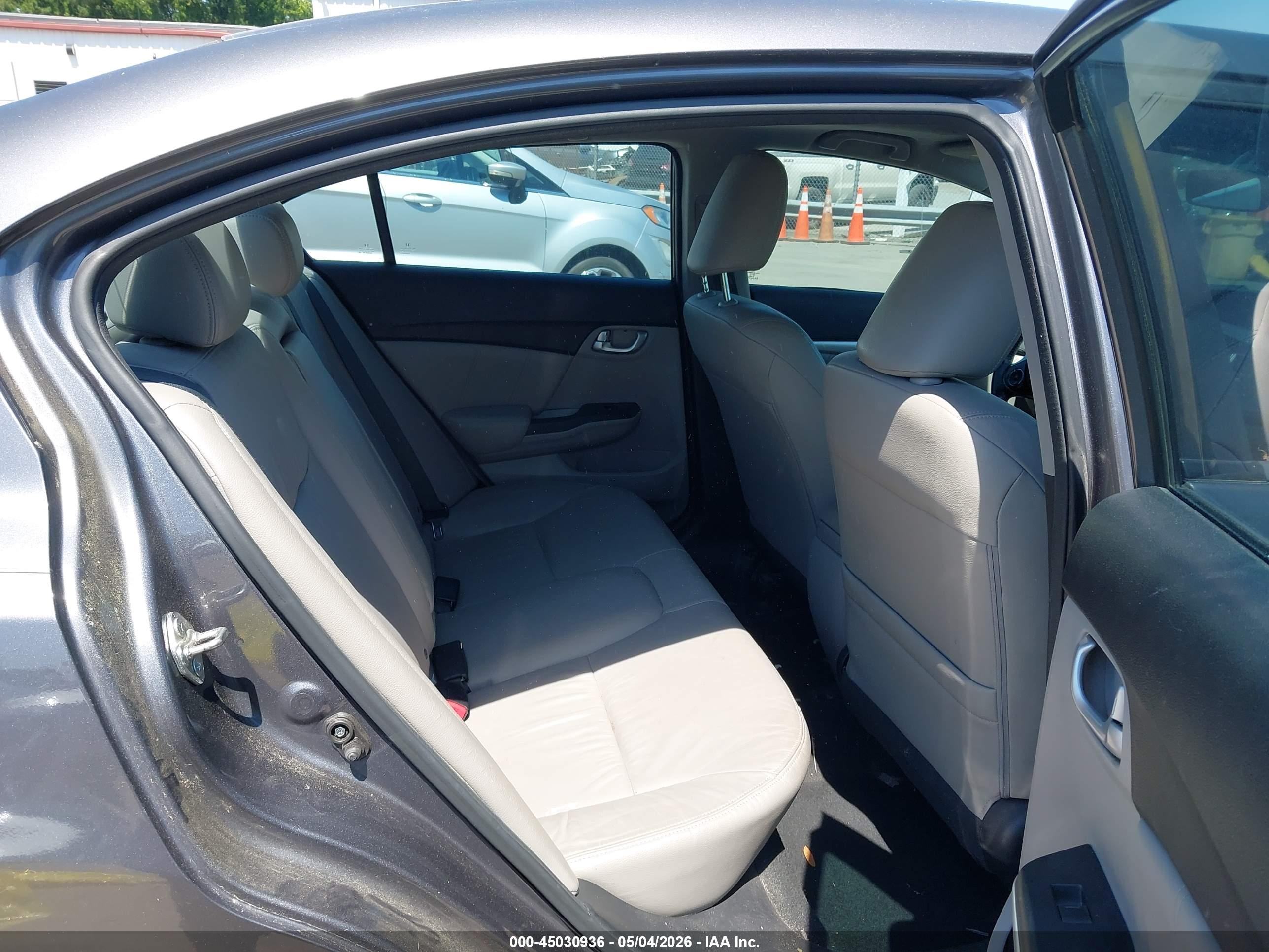HONDA CIVIC image 8