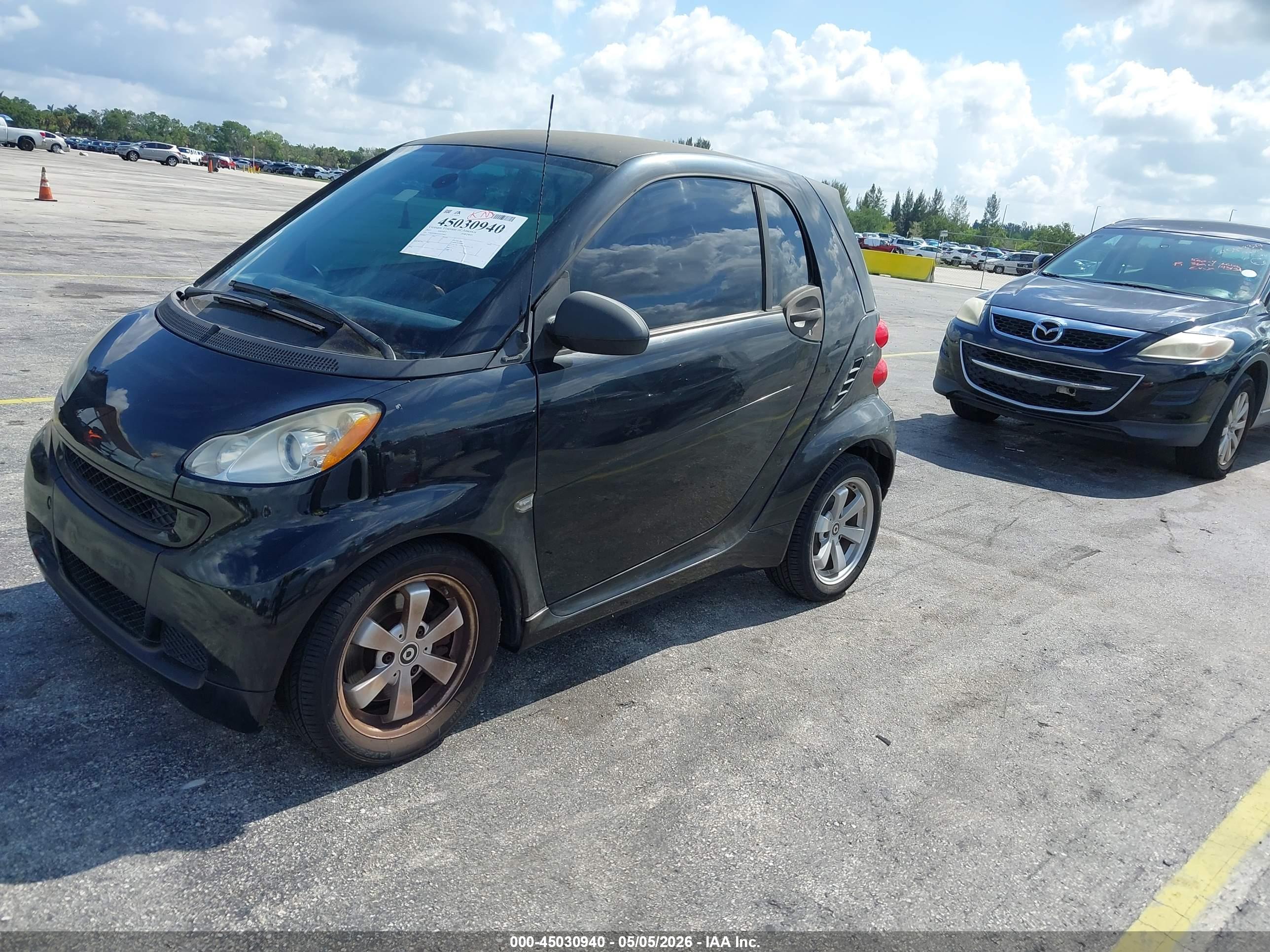 SMART FORTWO image 2