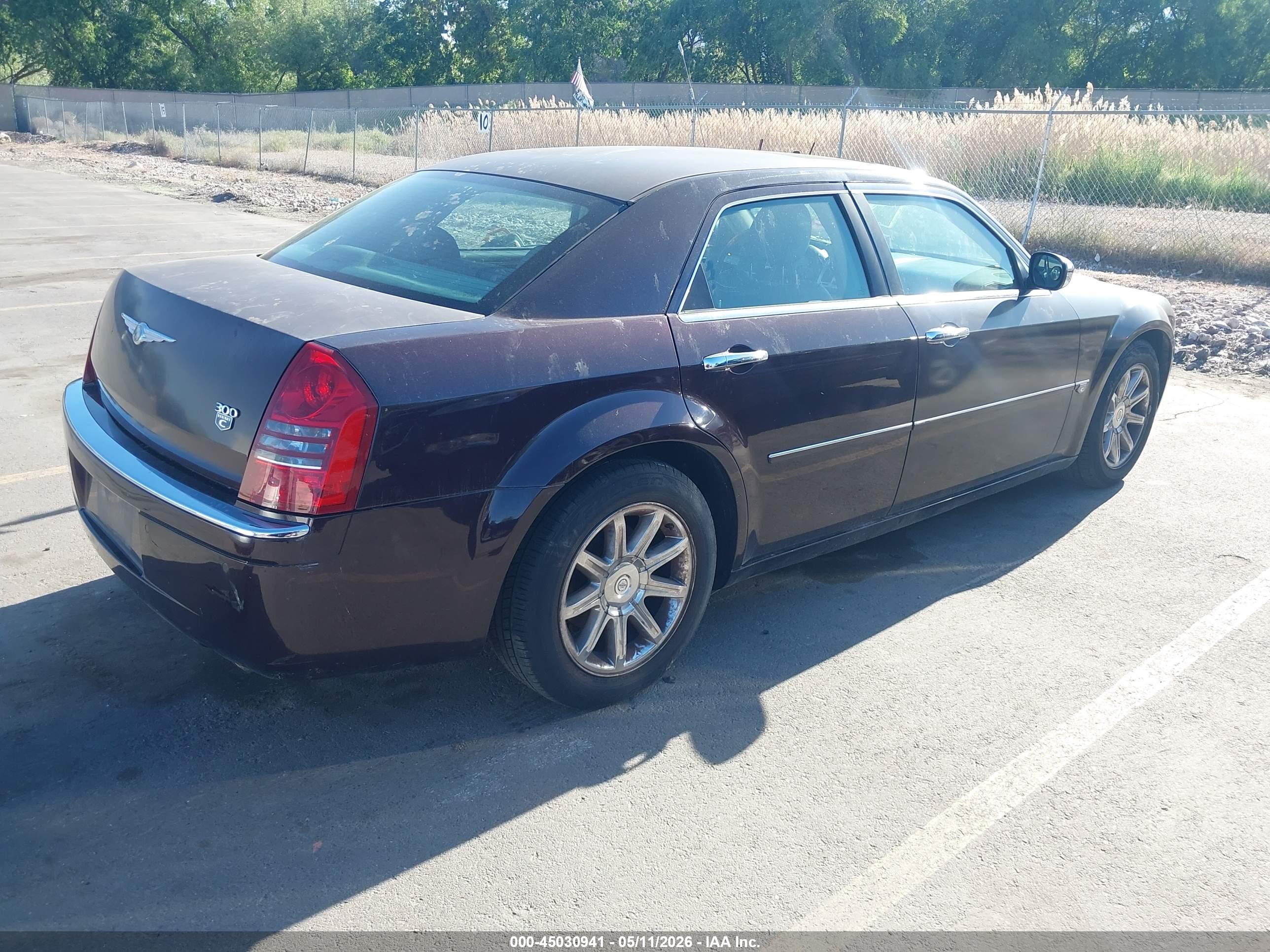 CHRYSLER 300C image 4