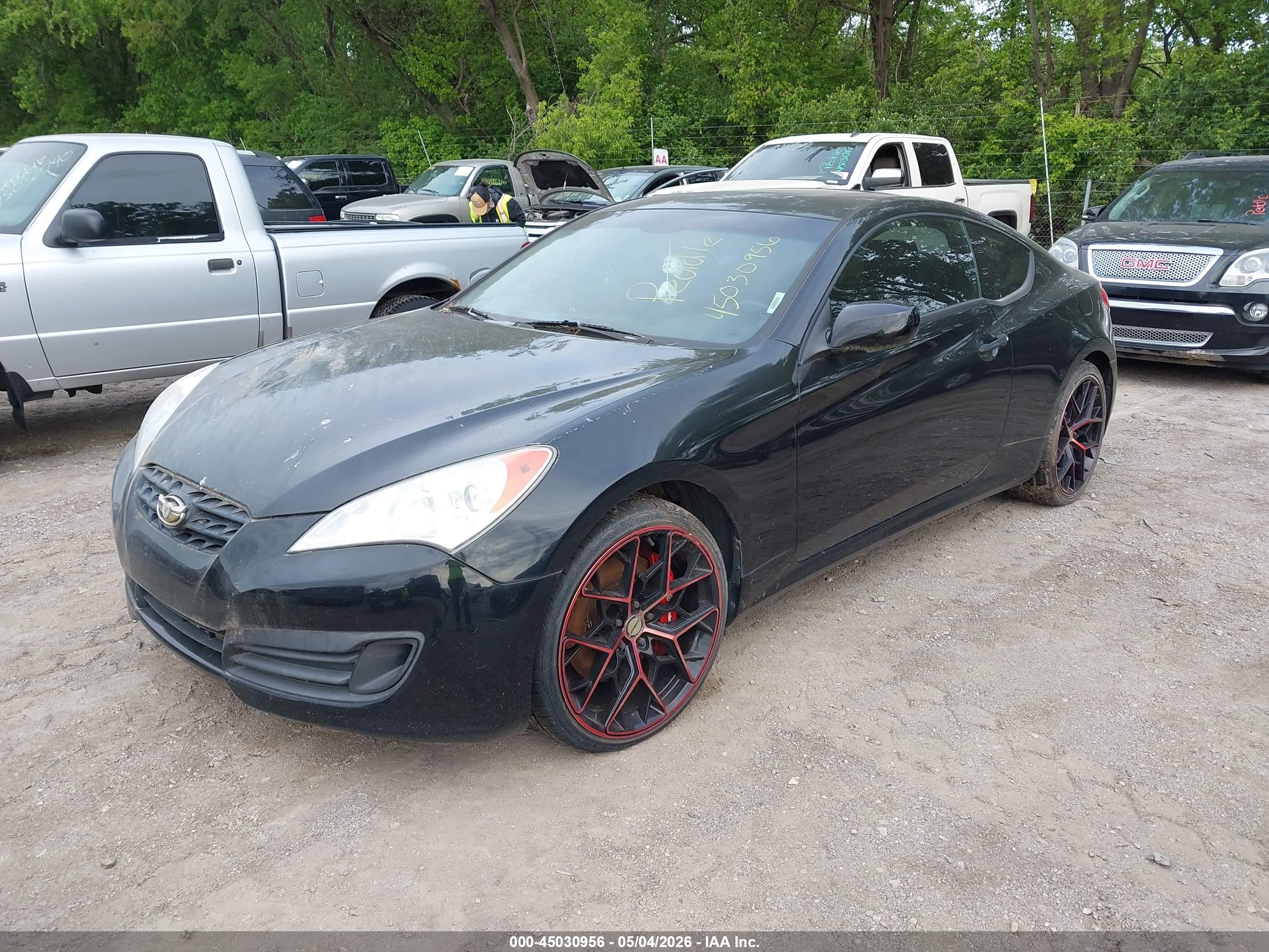 HYUNDAI GENESIS image 2