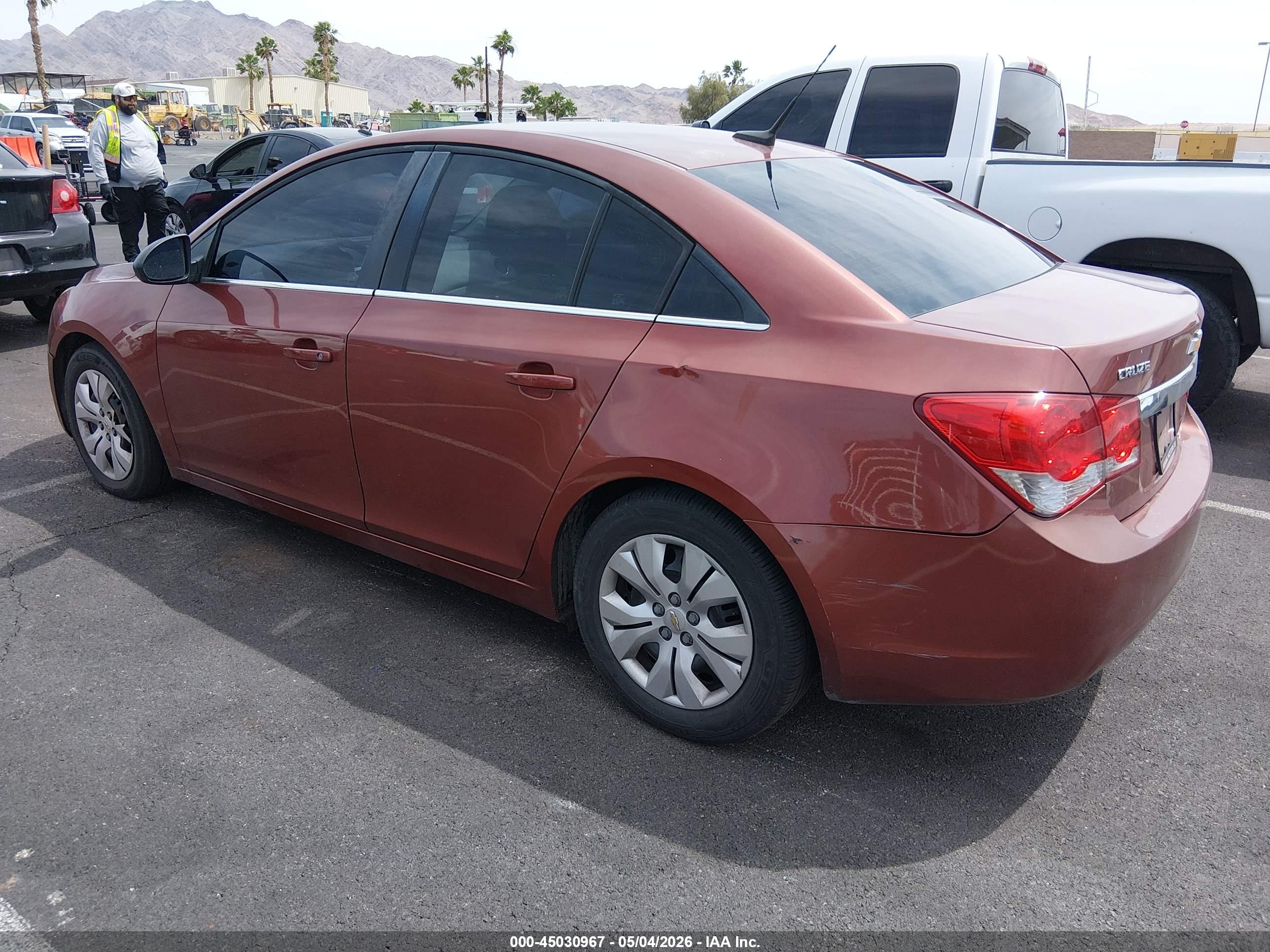 CHEVROLET CRUZE image 3