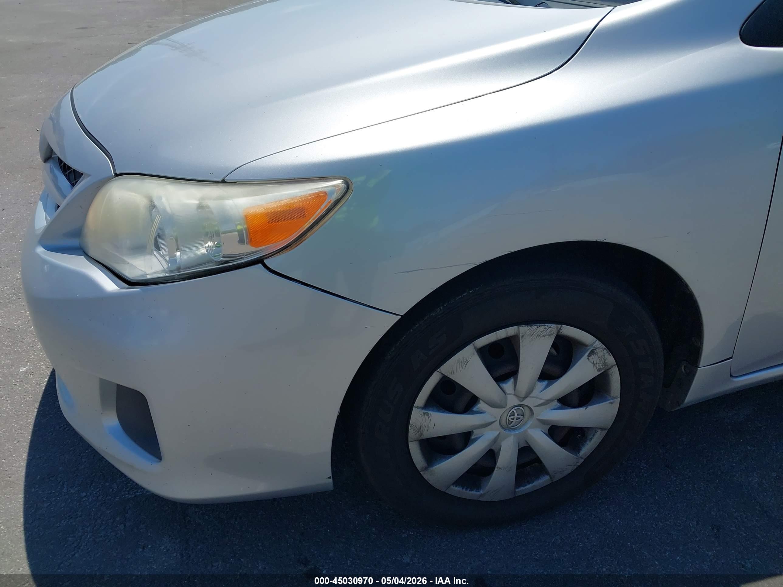 TOYOTA COROLLA image 6